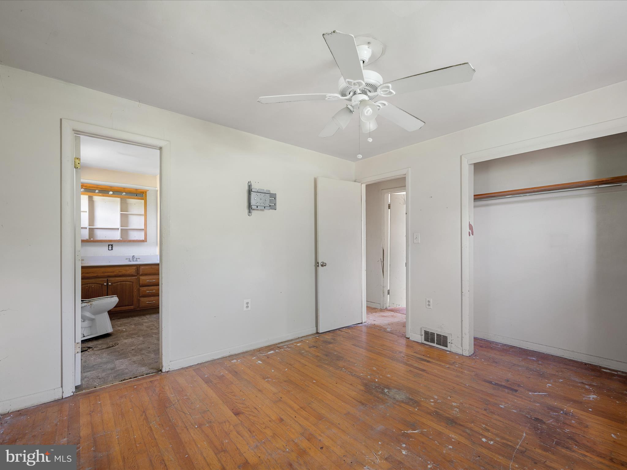 WALNUT GROVE - Residential