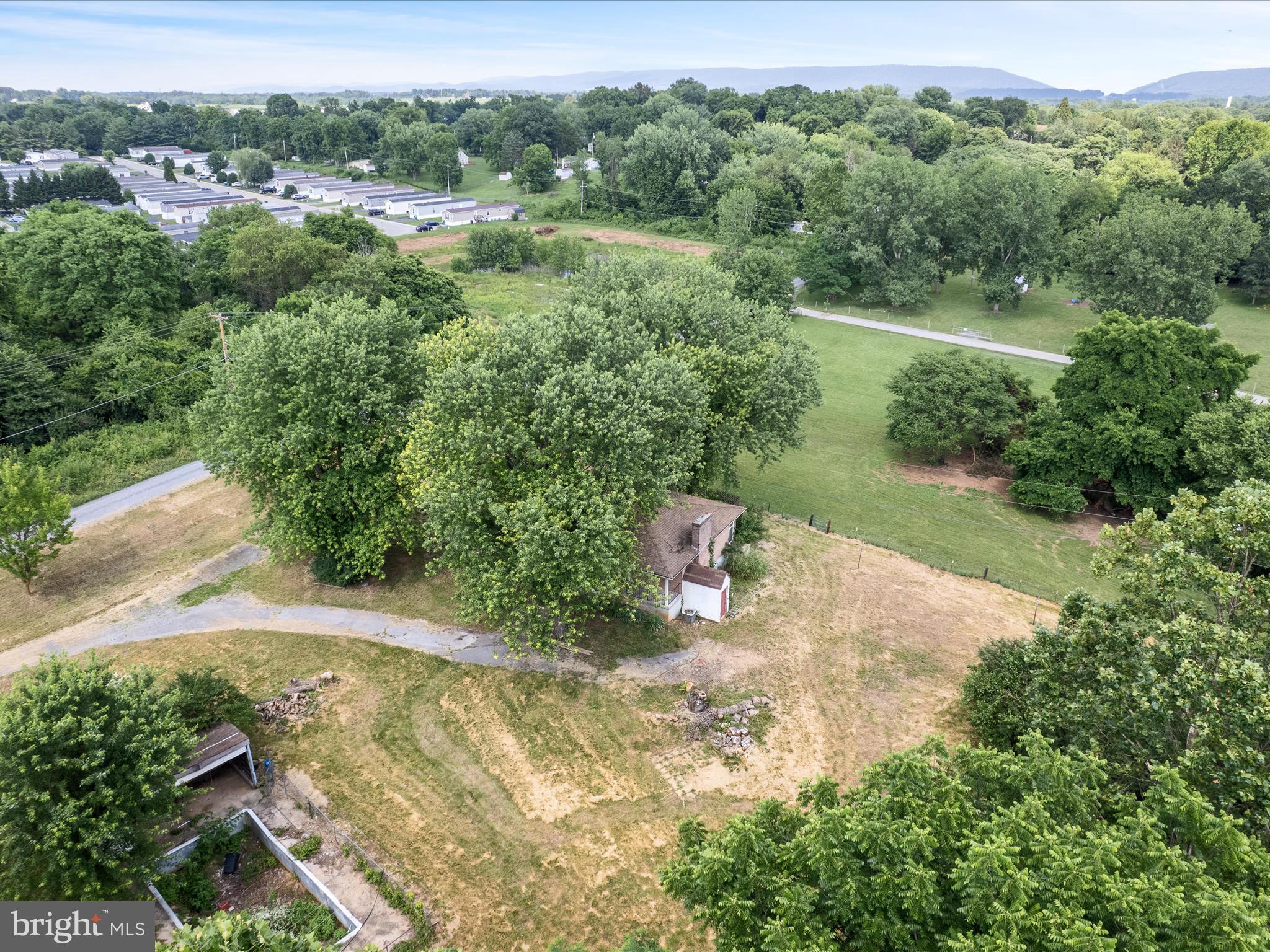 WALNUT GROVE - Residential