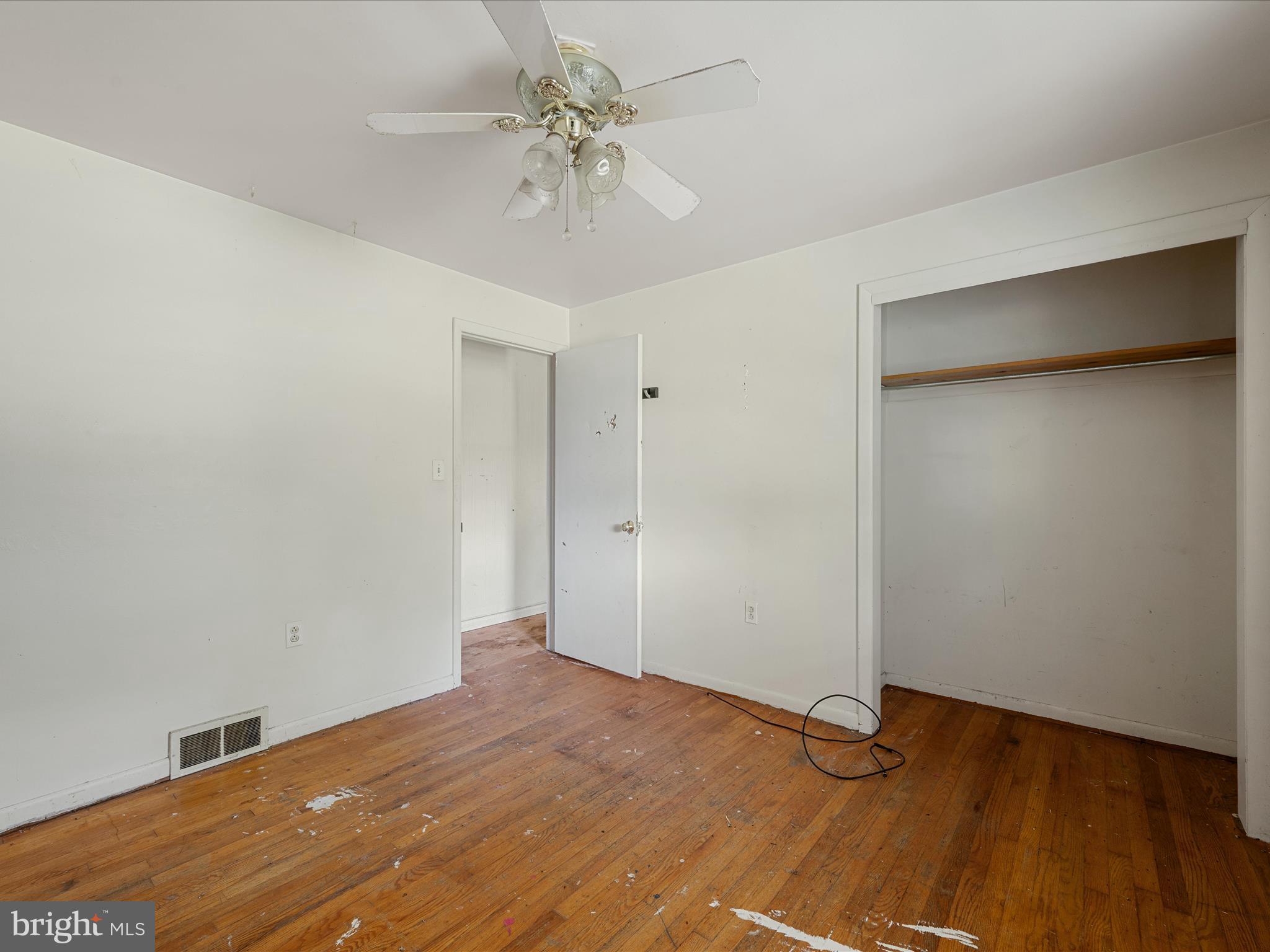 WALNUT GROVE - Residential