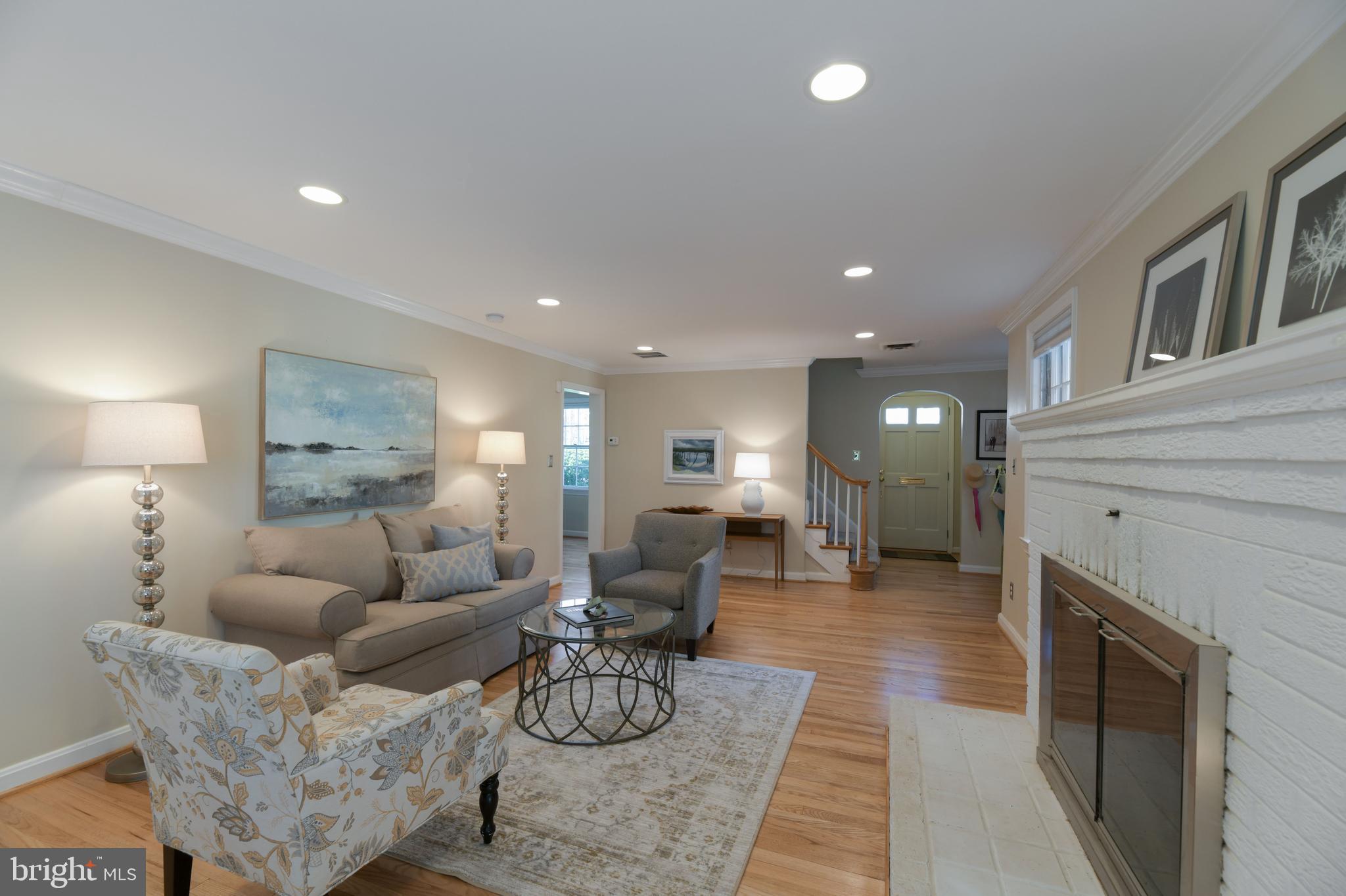 LEEWAY HEIGHTS - Residential