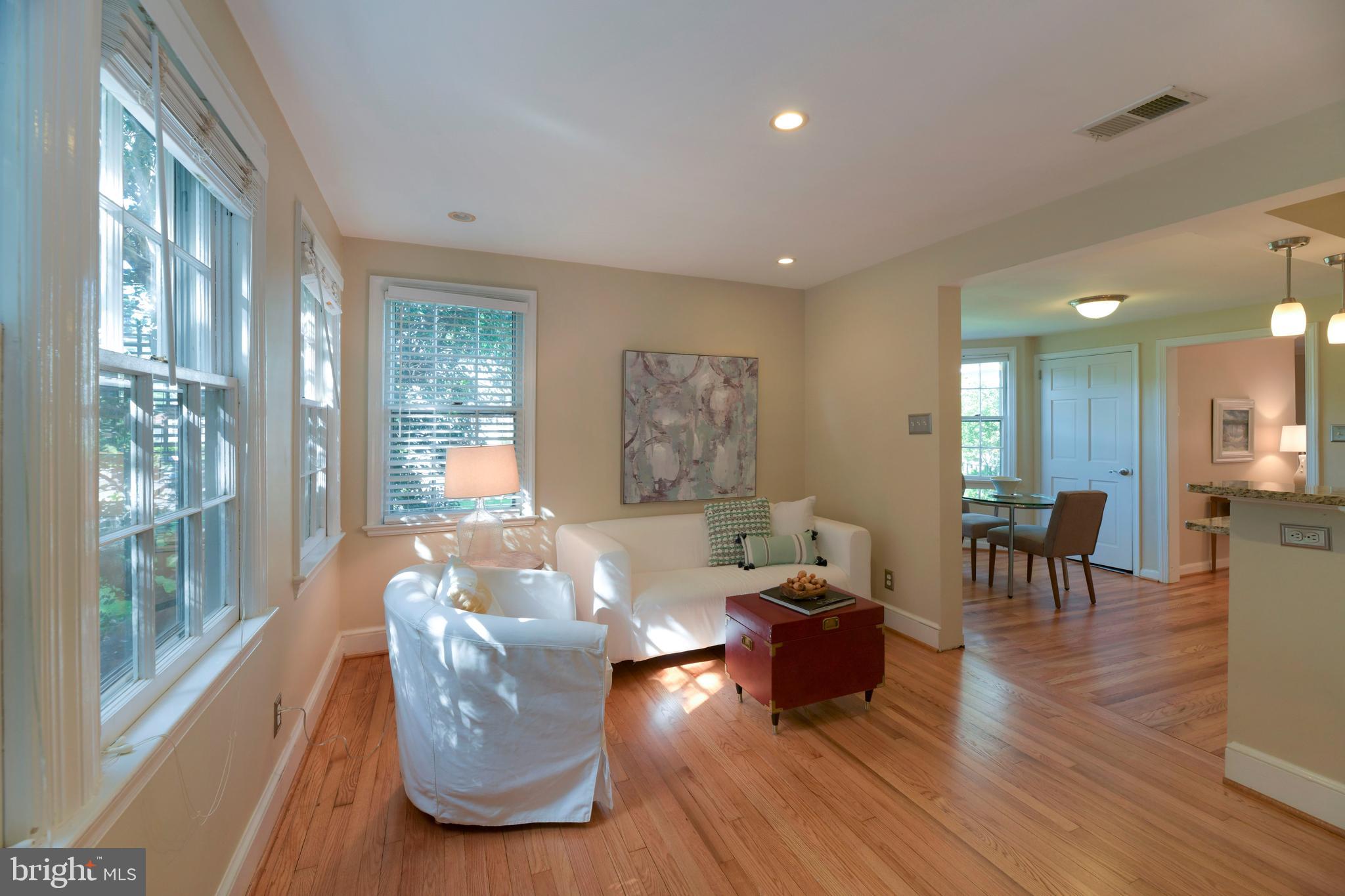 LEEWAY HEIGHTS - Residential