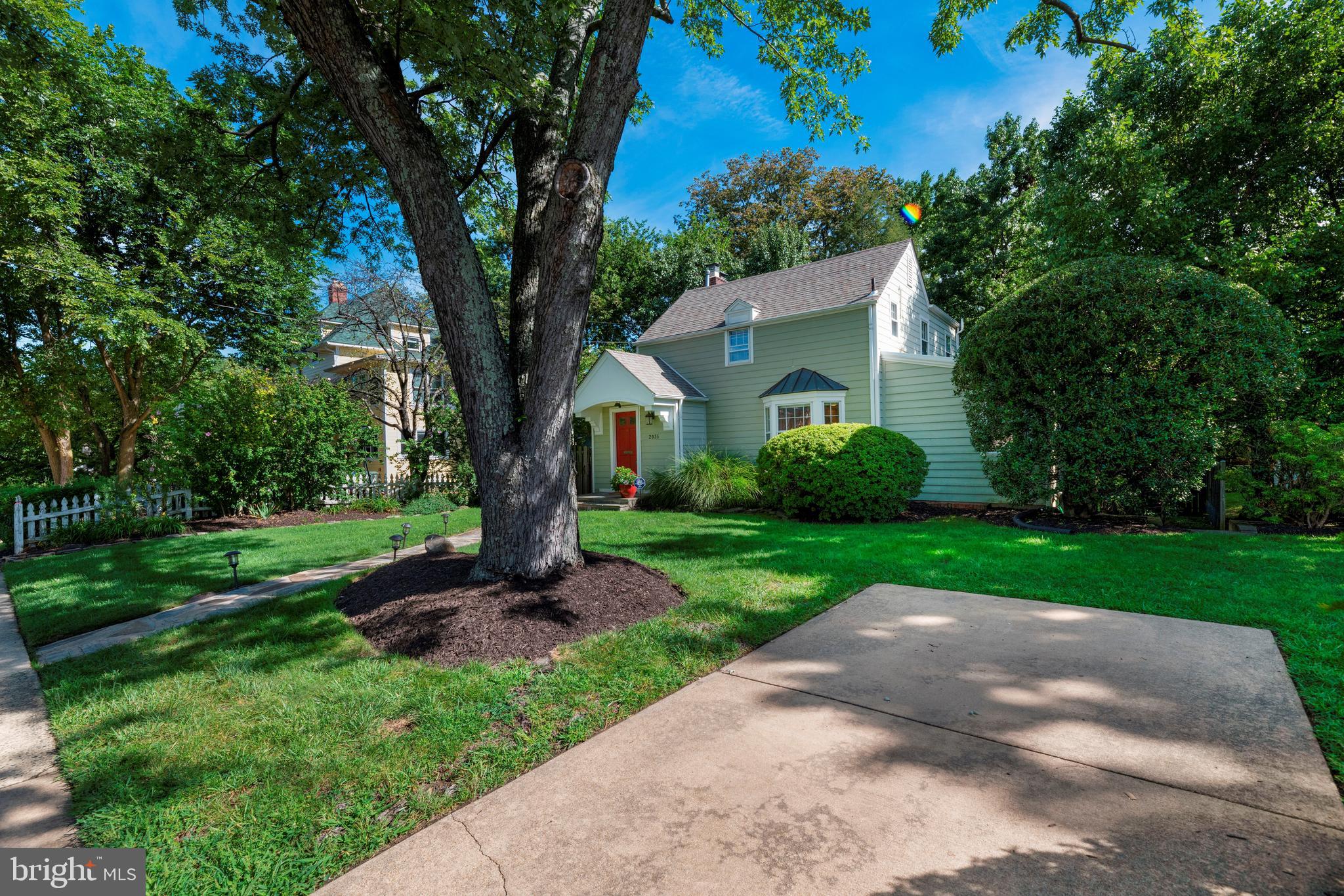 LEEWAY HEIGHTS - Residential