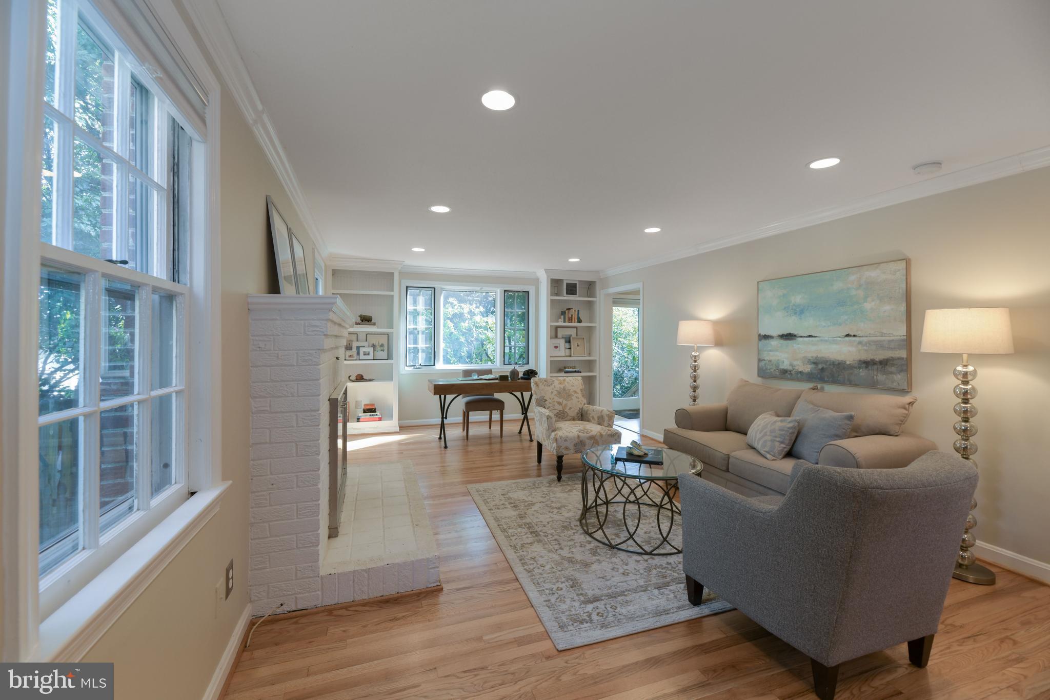 LEEWAY HEIGHTS - Residential