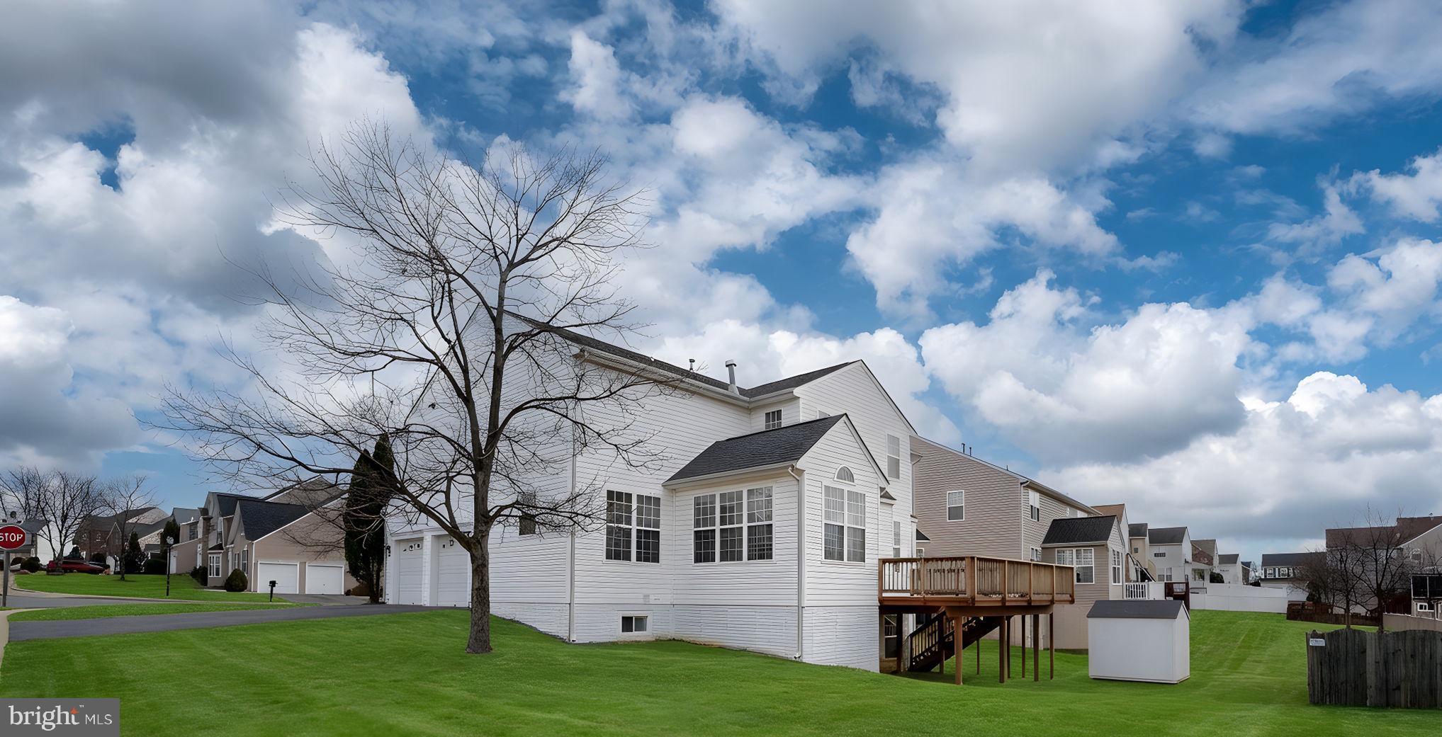 SOMERSET LANDING - Residential