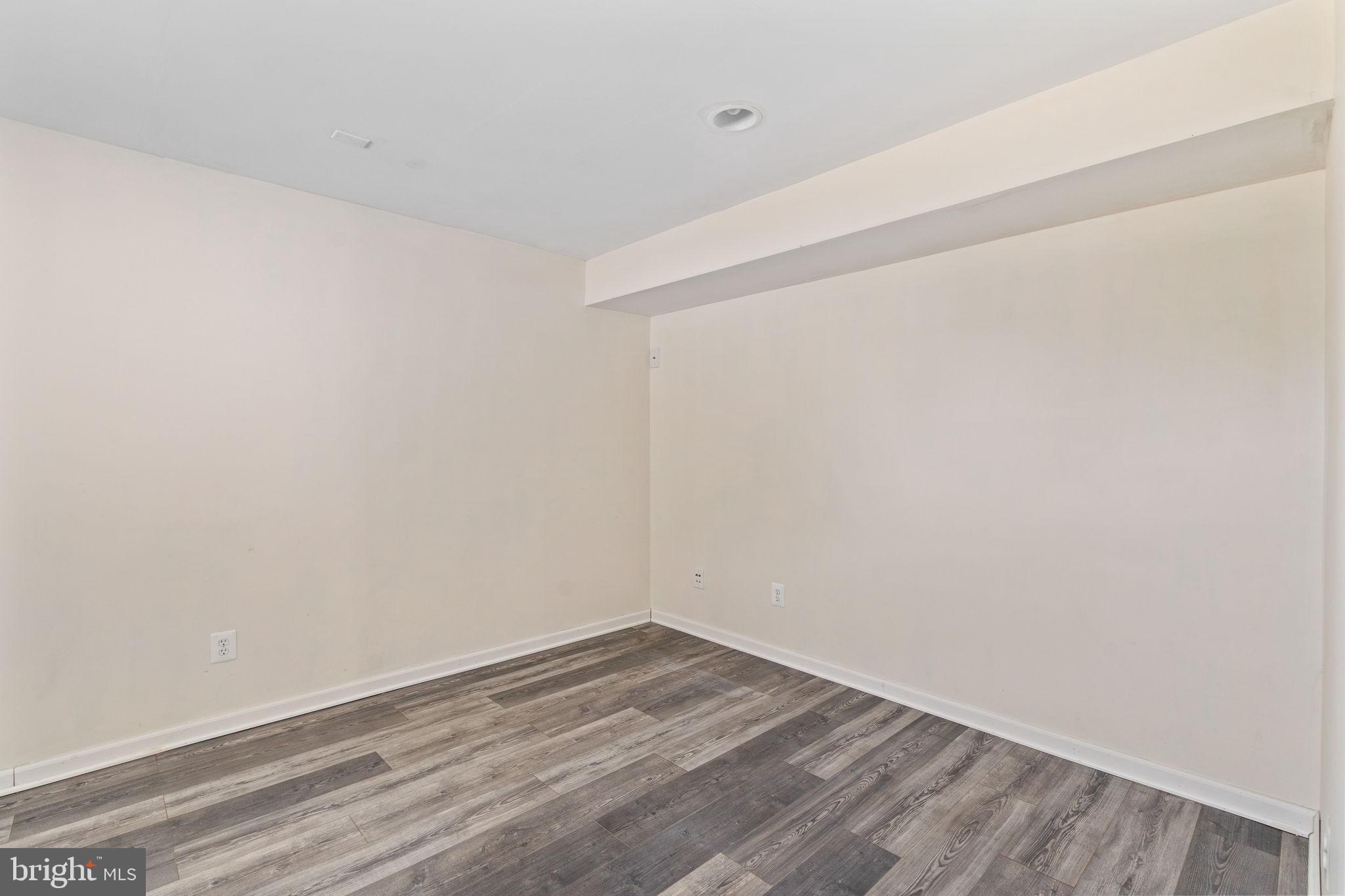 SOMERSET LANDING - Residential