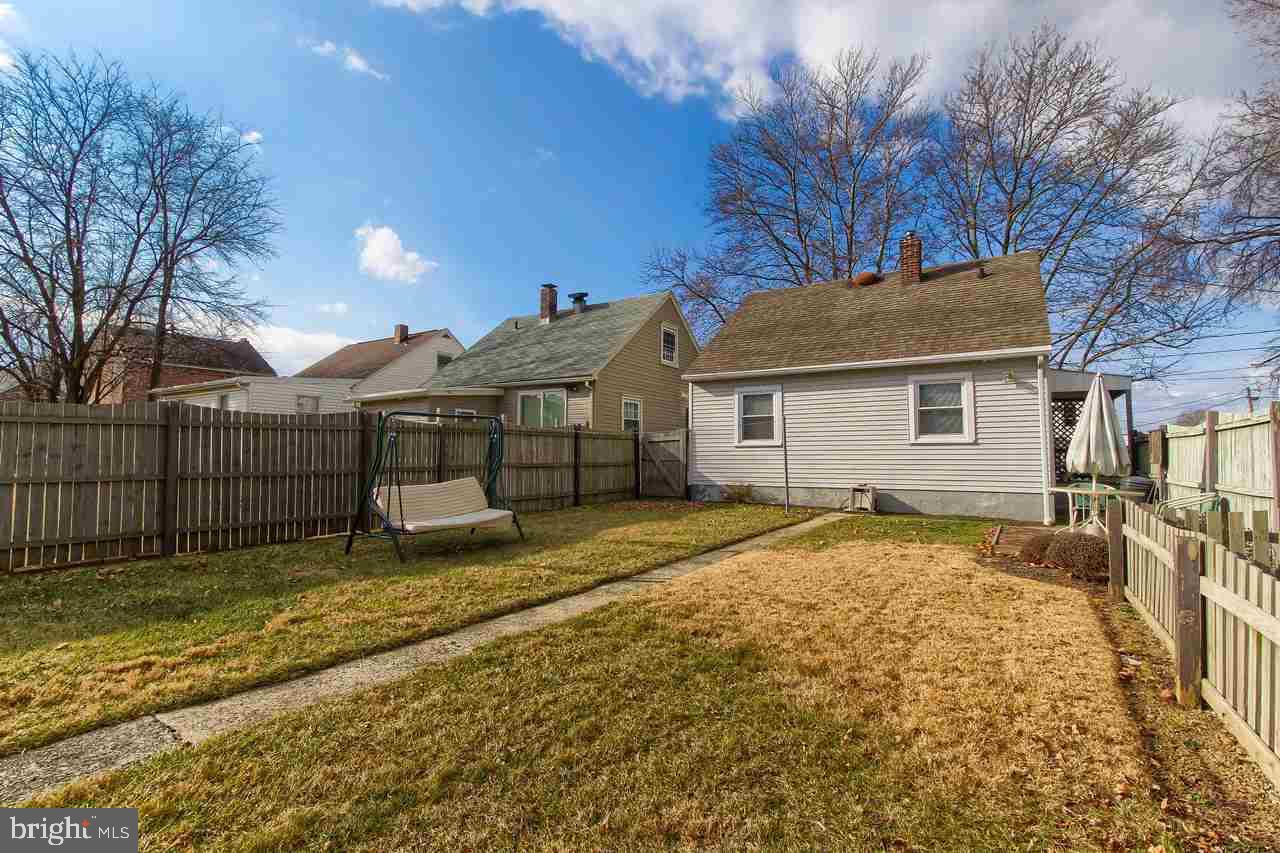 EAST YORK - Residential
