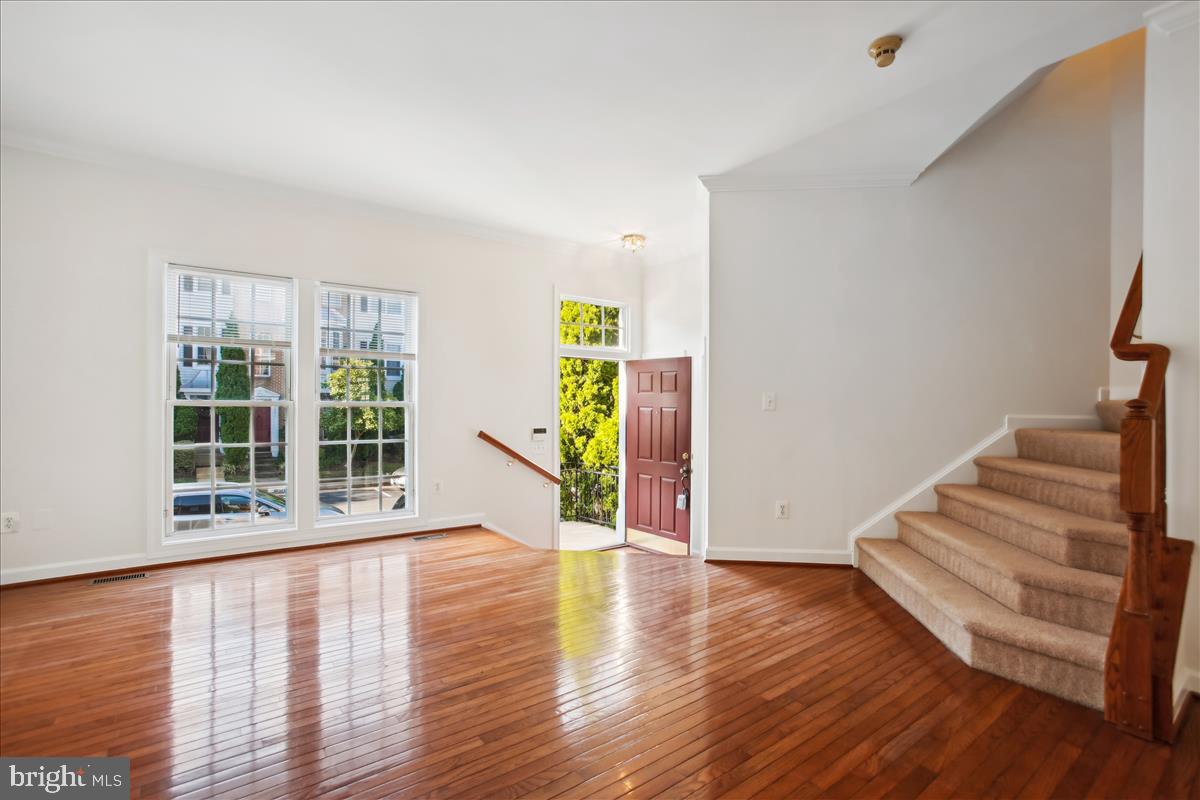 SUMMERS GROVE - Residential Lease