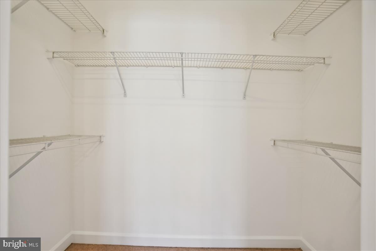 SUMMERS GROVE - Residential Lease