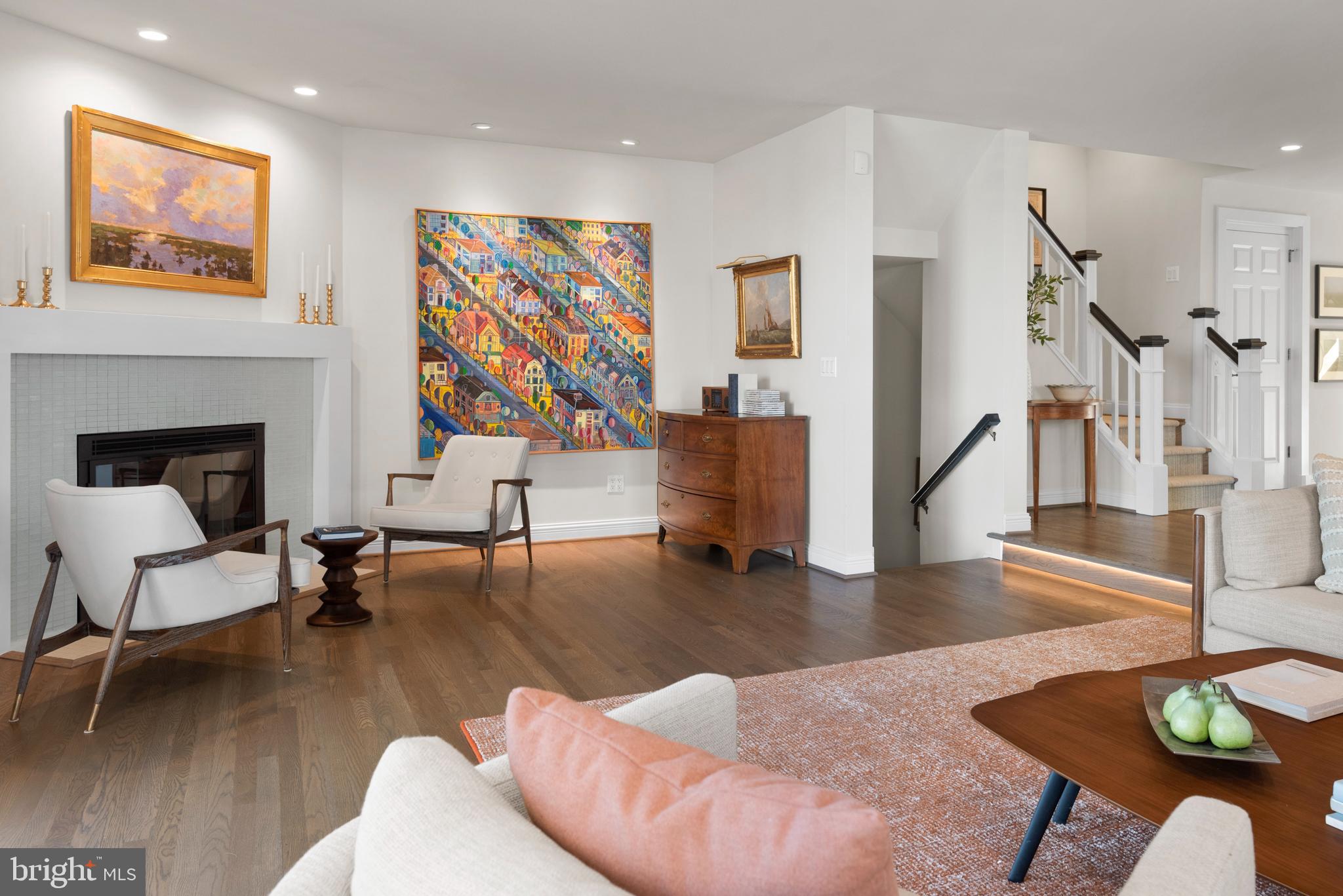 CHESAPEAKE HARBOUR - Residential