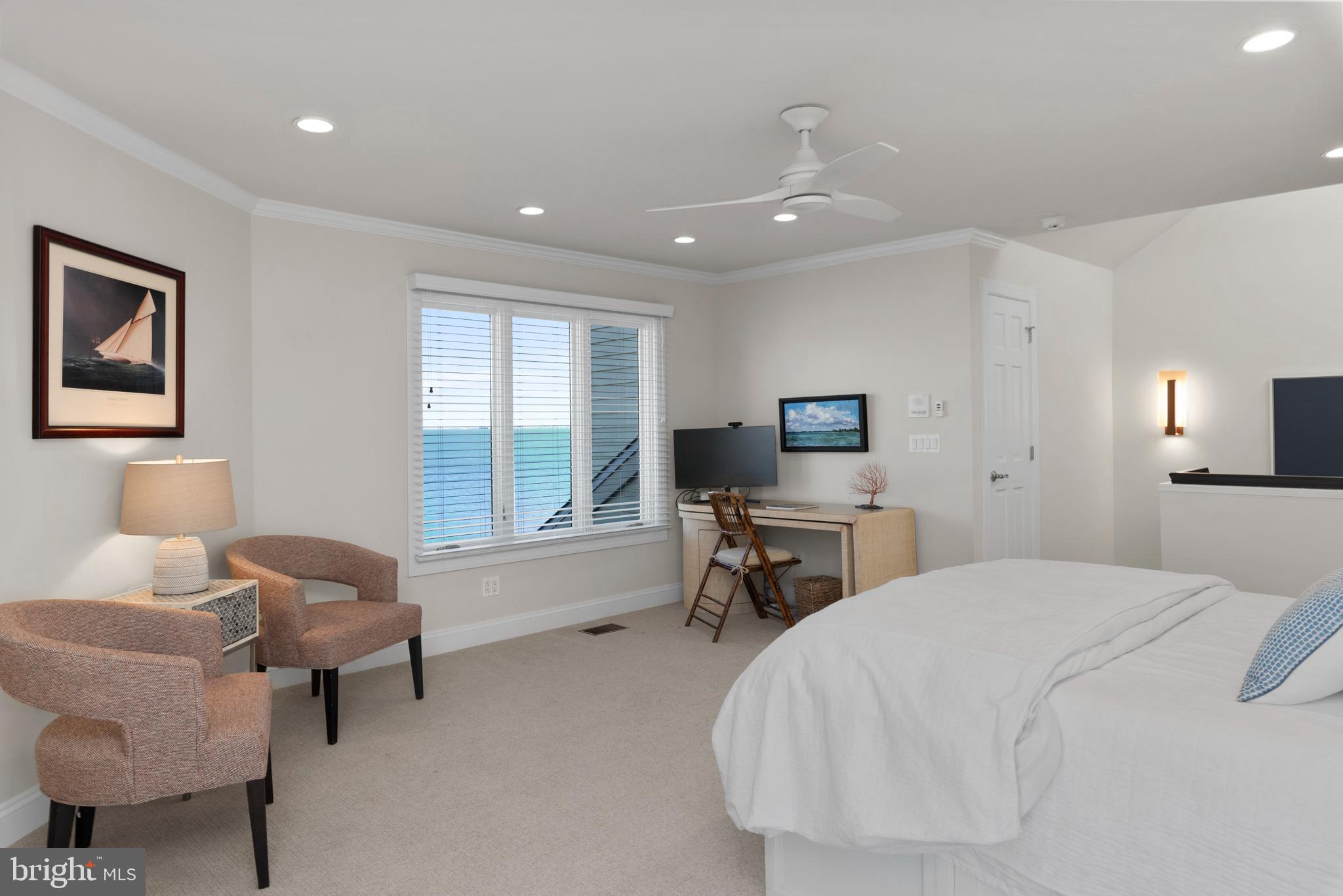 CHESAPEAKE HARBOUR - Residential