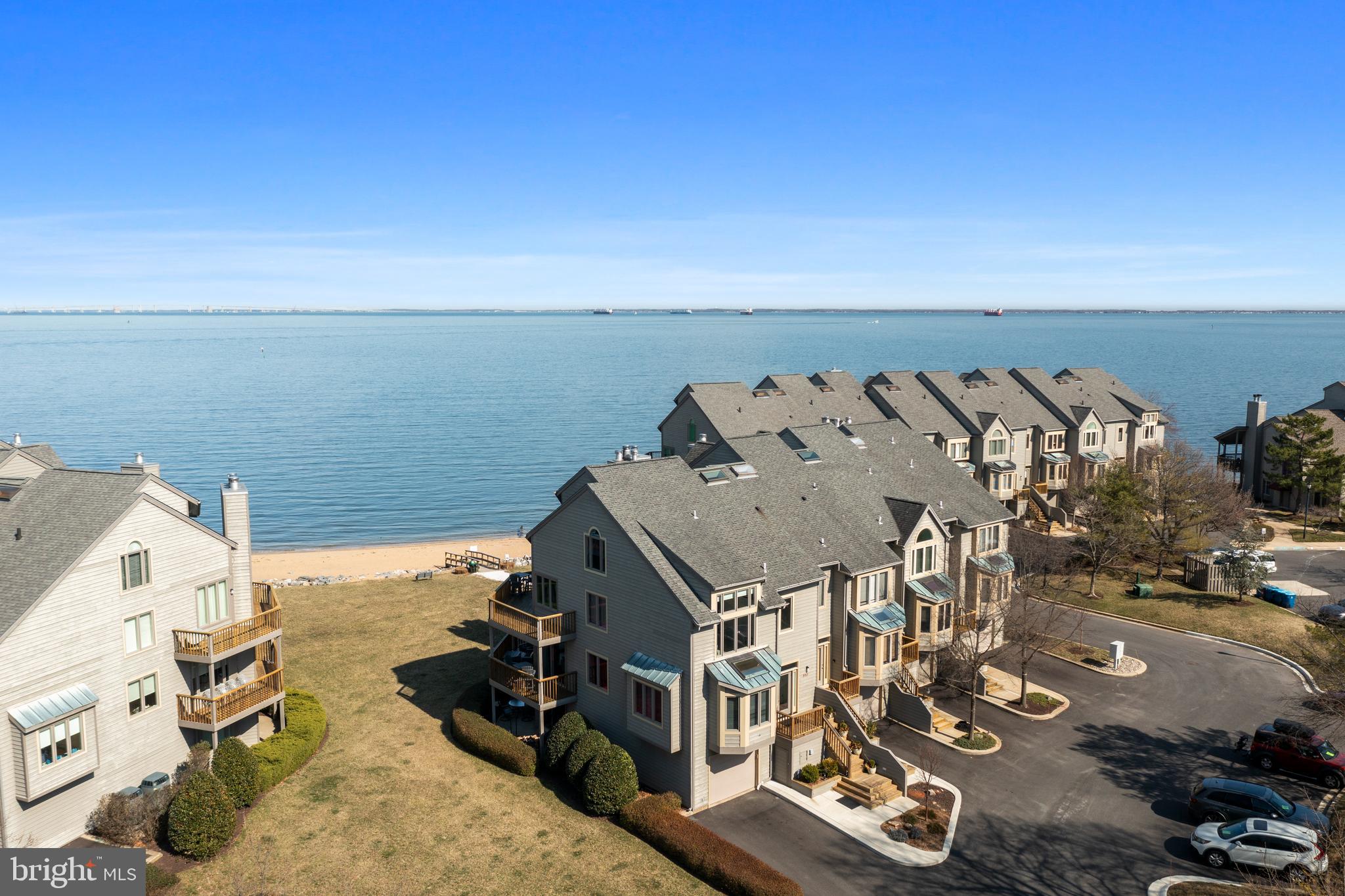 CHESAPEAKE HARBOUR - Residential