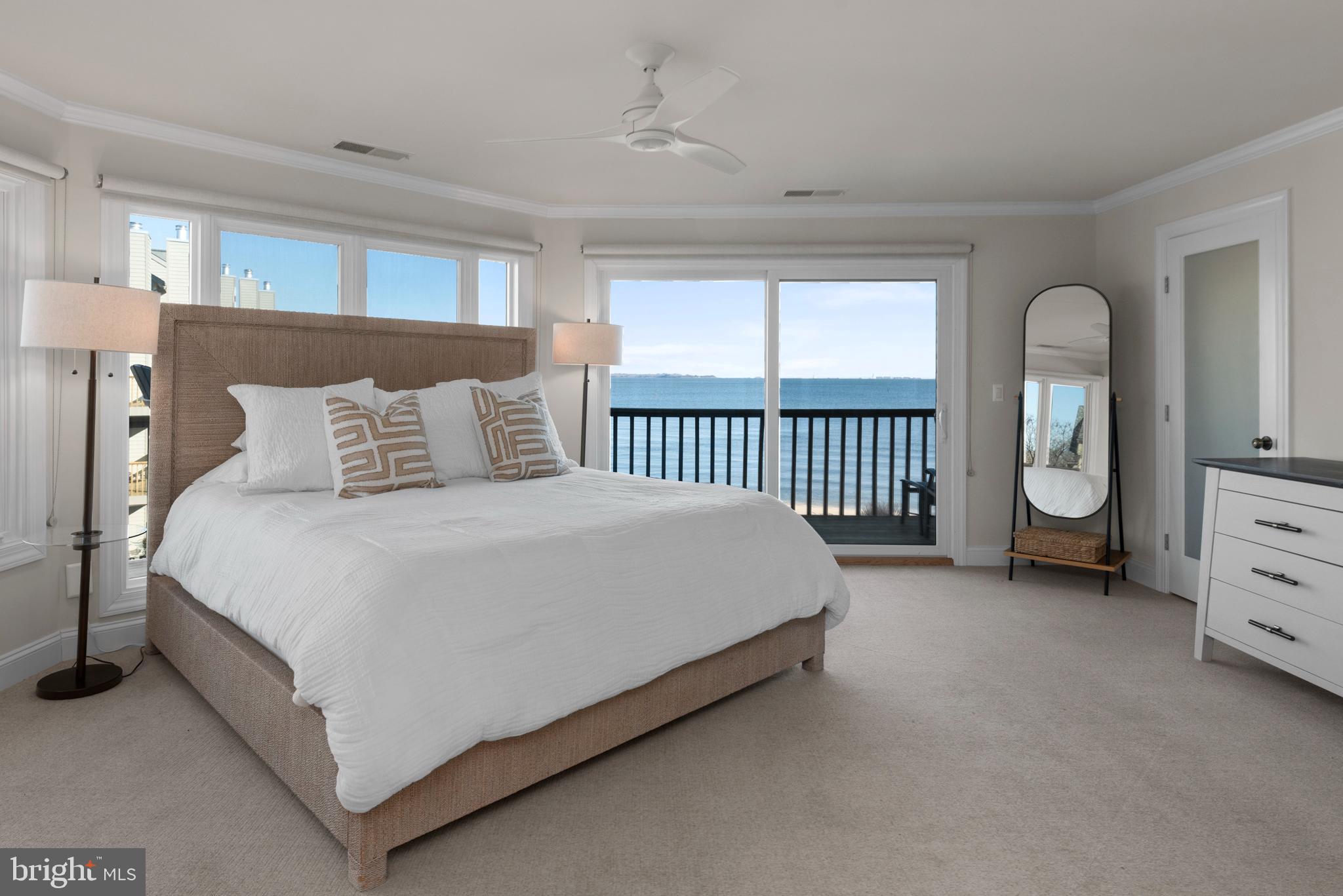 CHESAPEAKE HARBOUR - Residential