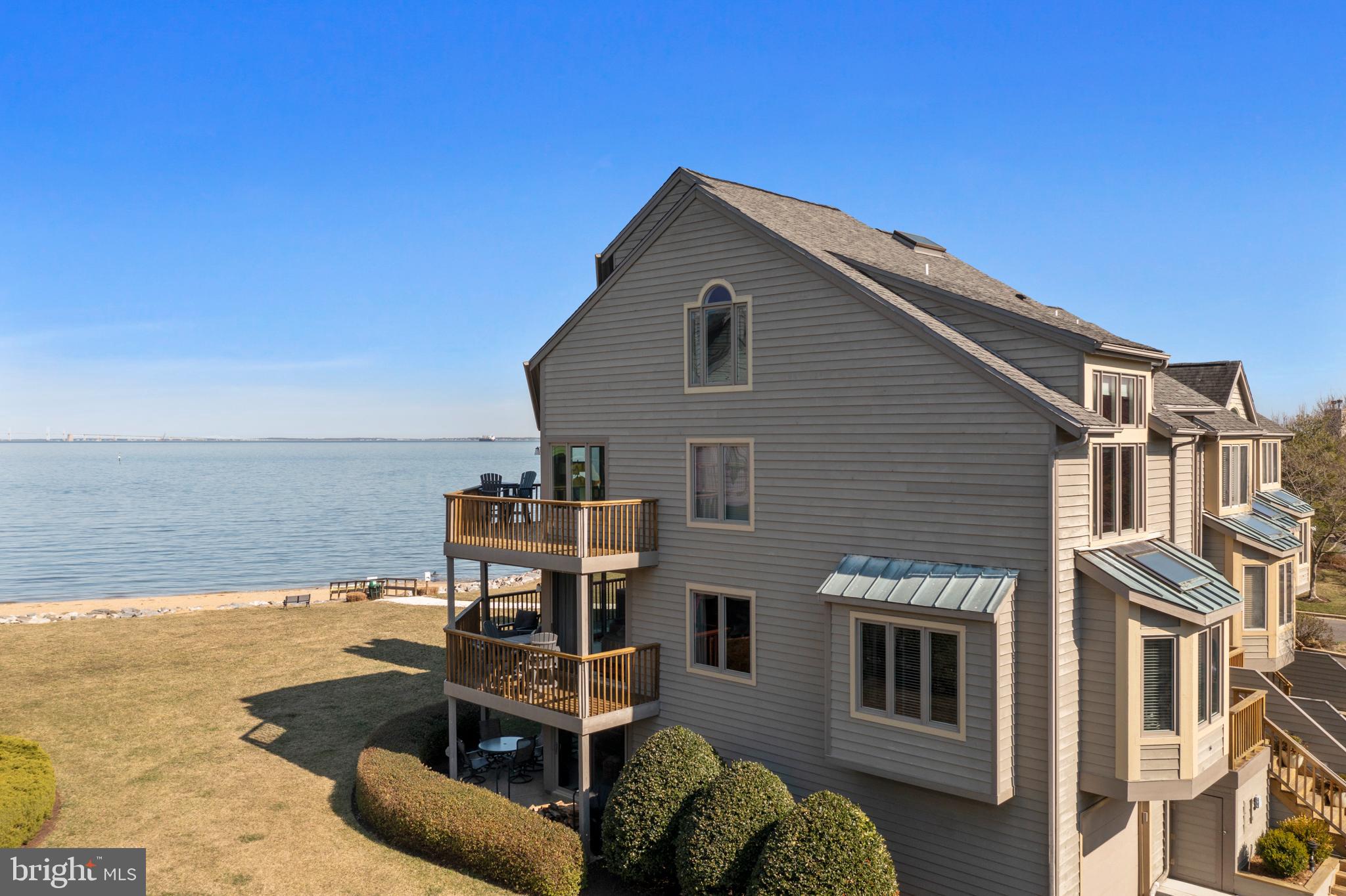 CHESAPEAKE HARBOUR - Residential