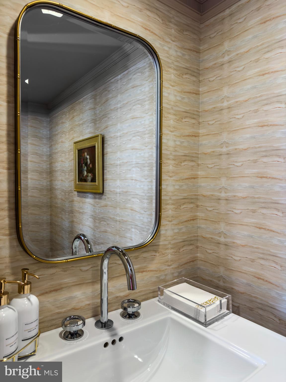 CHESAPEAKE HARBOUR - Residential