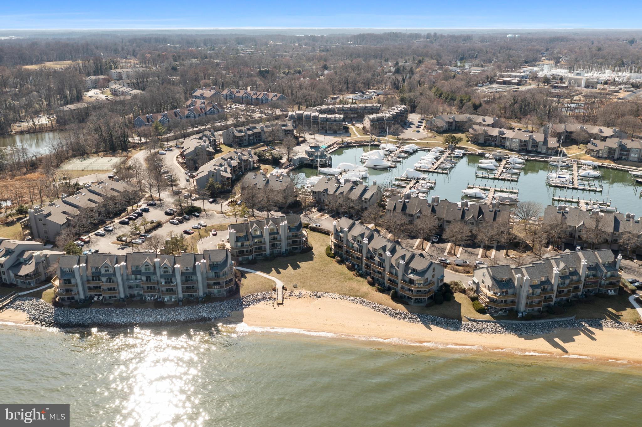 CHESAPEAKE HARBOUR - Residential