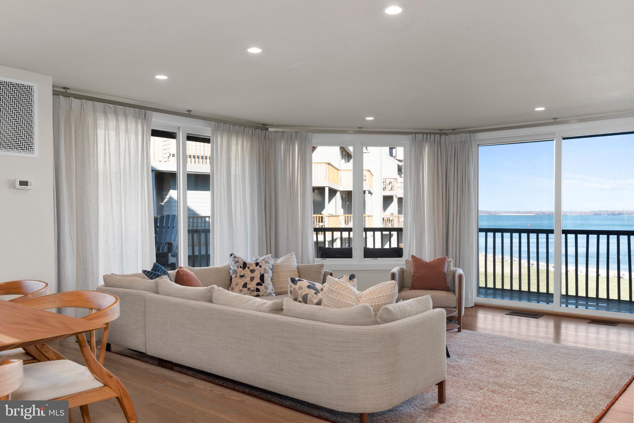 CHESAPEAKE HARBOUR - Residential