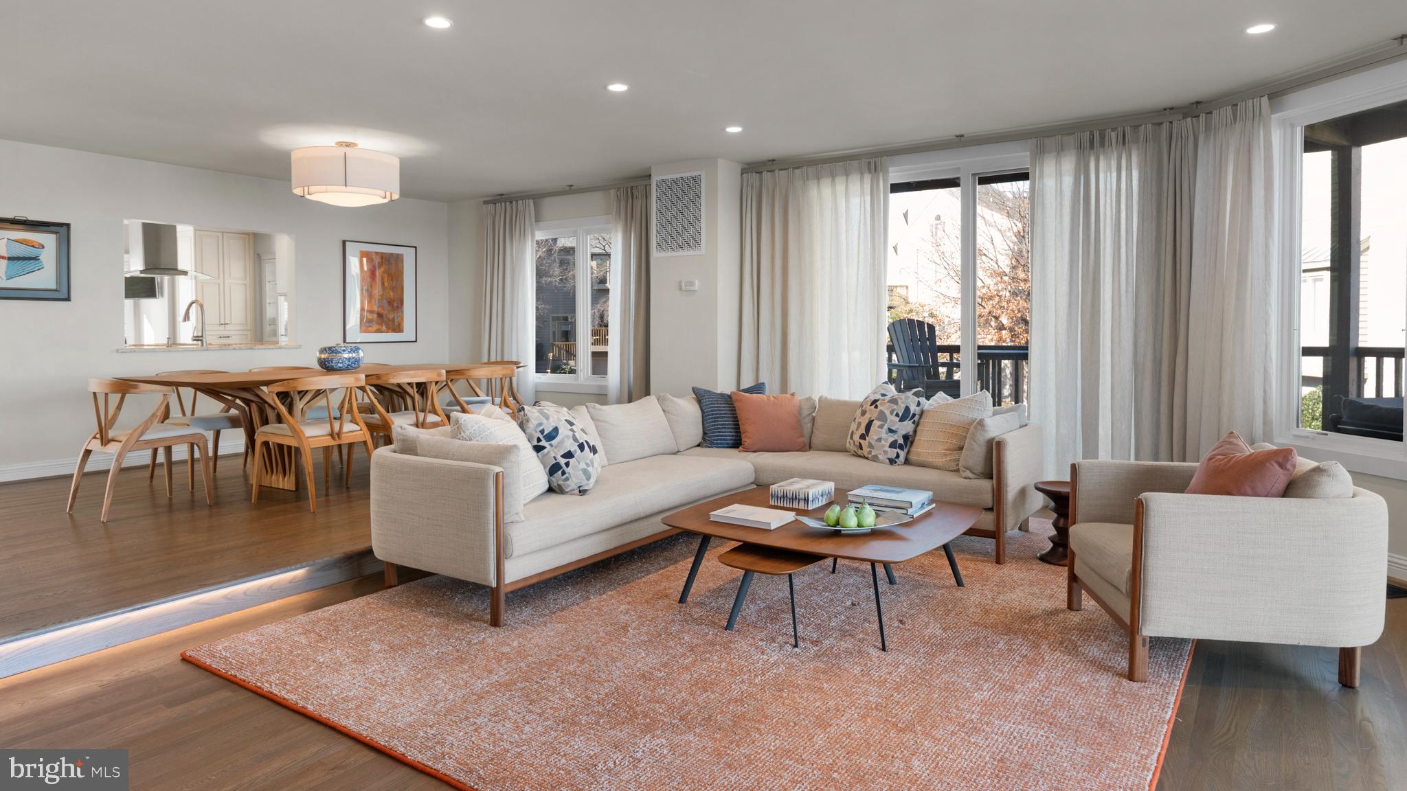 CHESAPEAKE HARBOUR - Residential