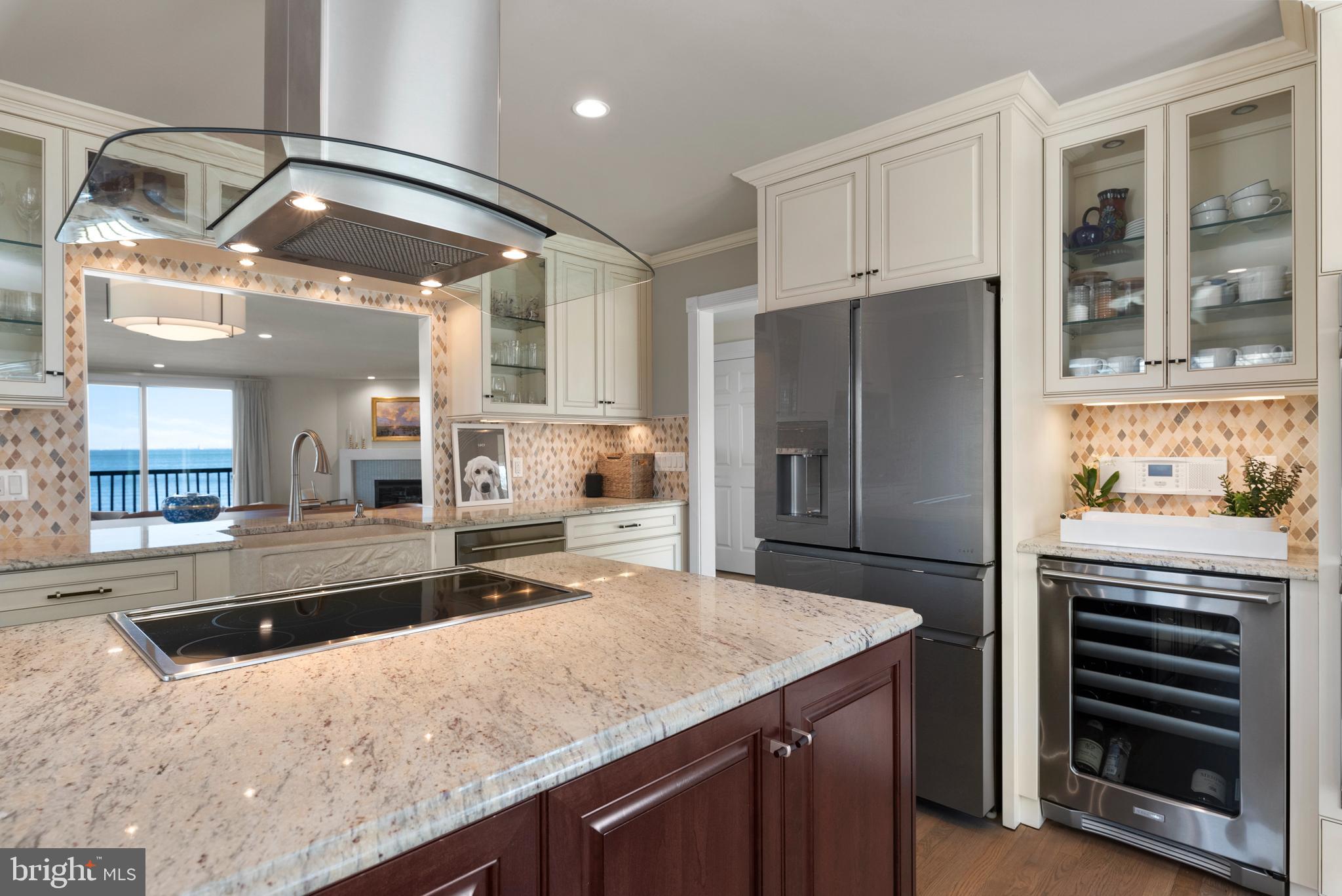 CHESAPEAKE HARBOUR - Residential