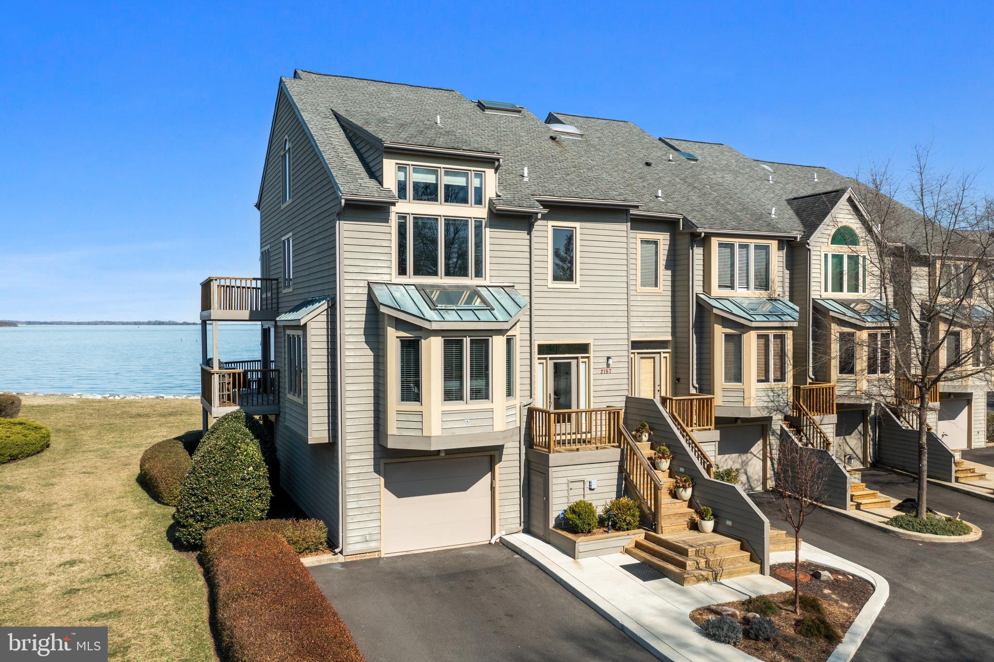 CHESAPEAKE HARBOUR - Residential