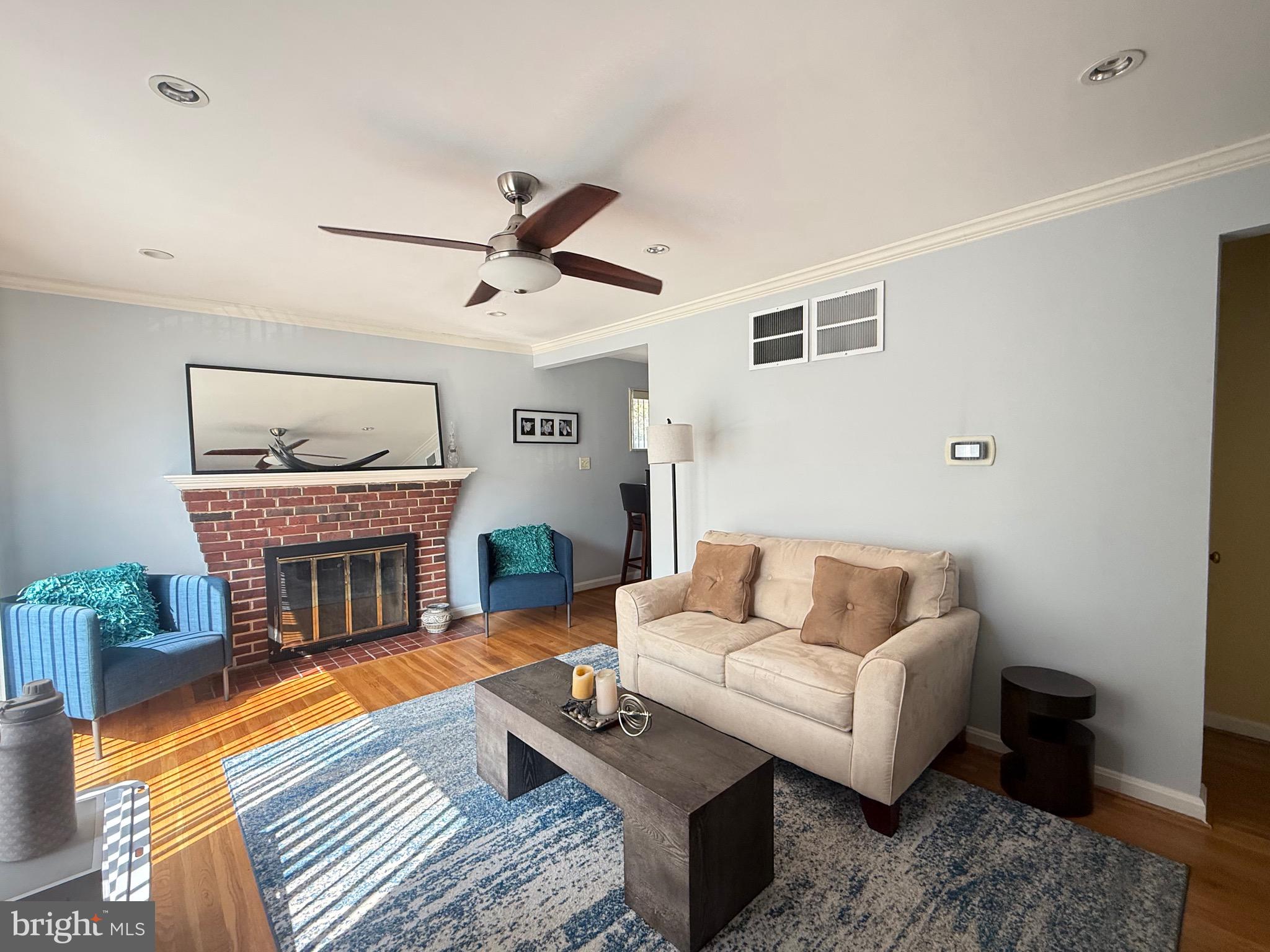 CEDAR VALLEY - Residential Lease