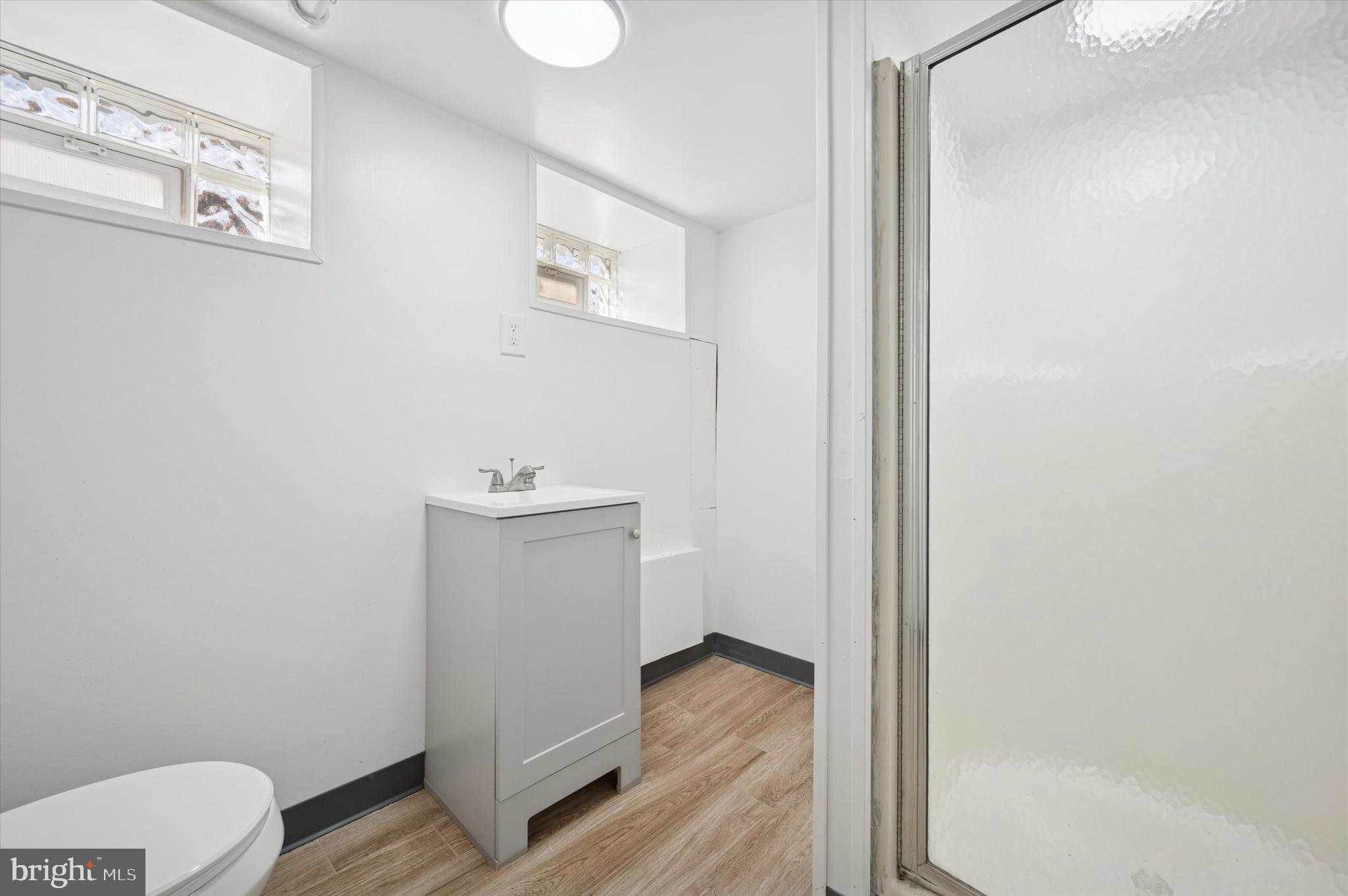 WEST OAK LANE - Residential