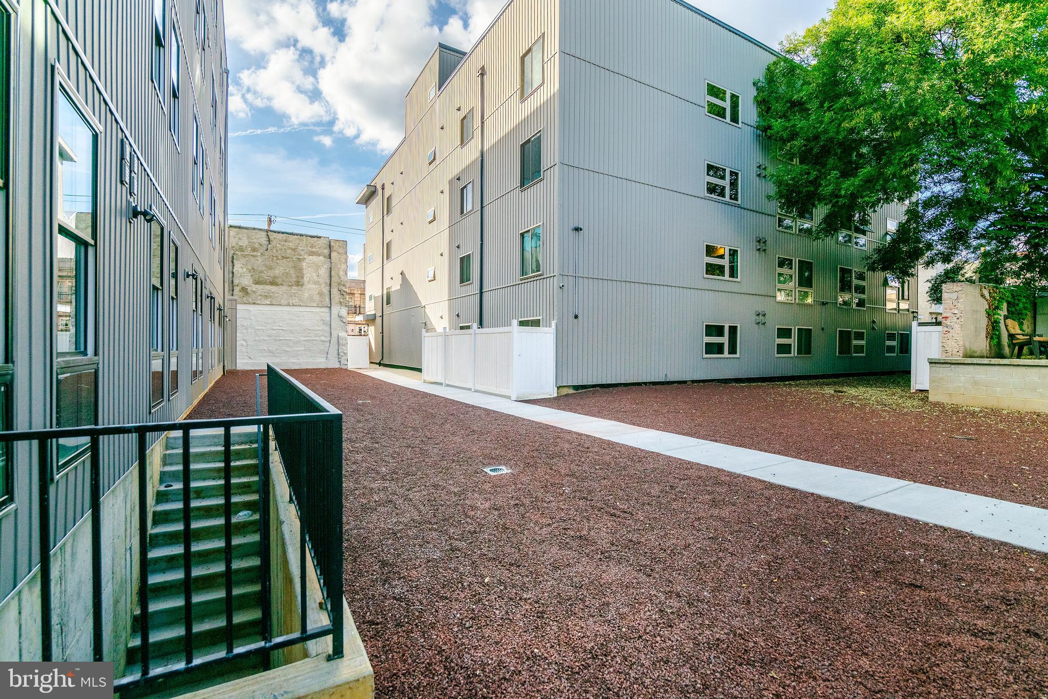 POINT BREEZE - Residential Lease