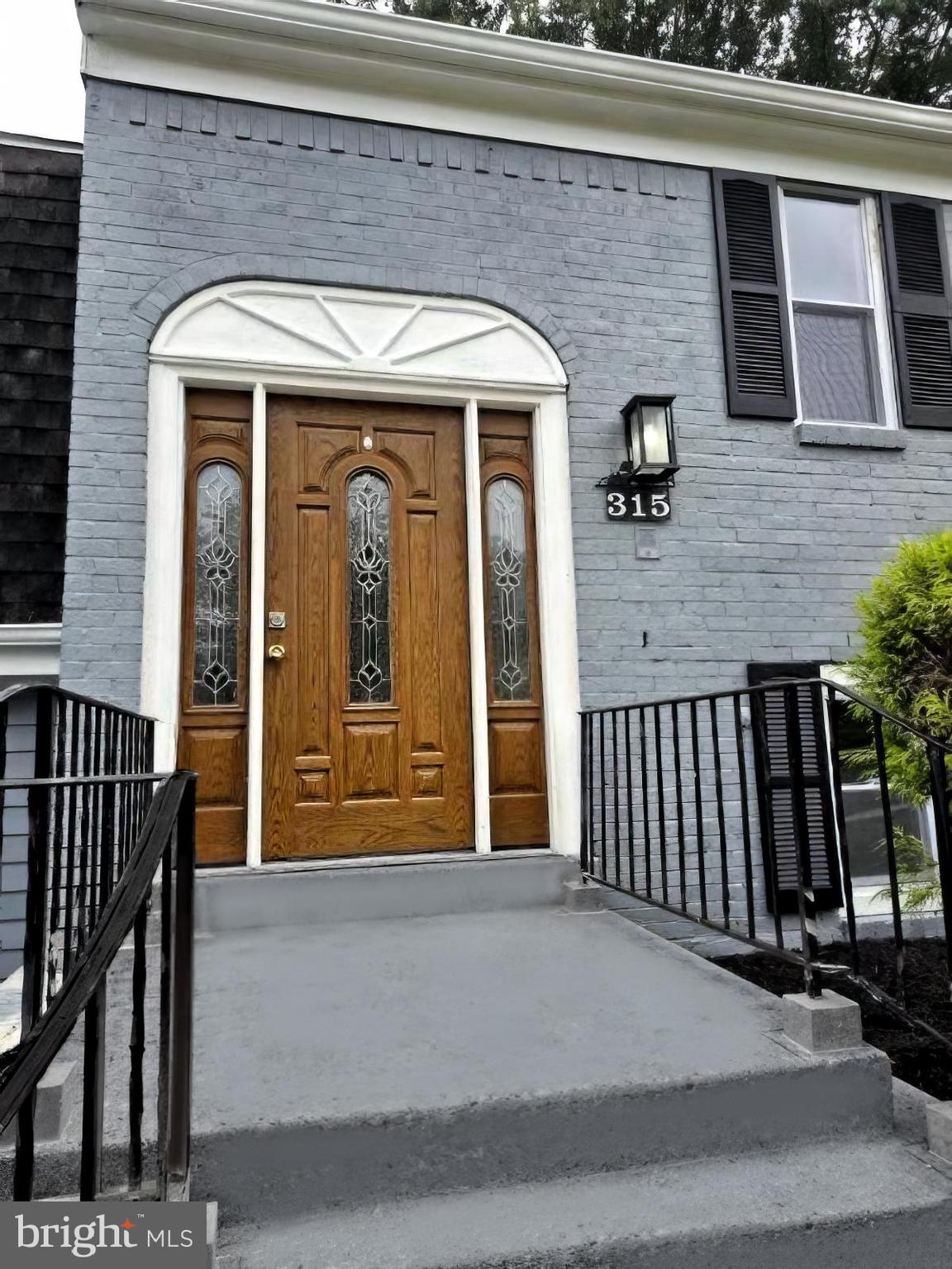 315 BENTWOOD DRIVE