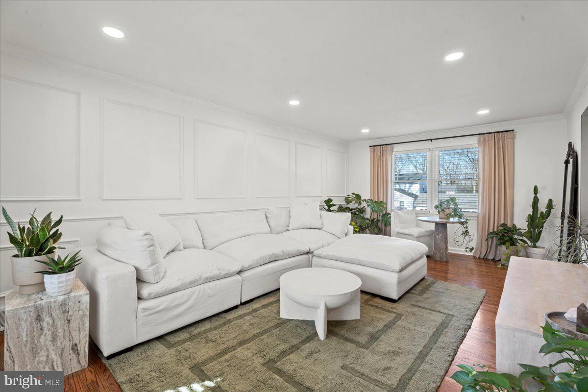 310 BRIARWOOD AVENUE