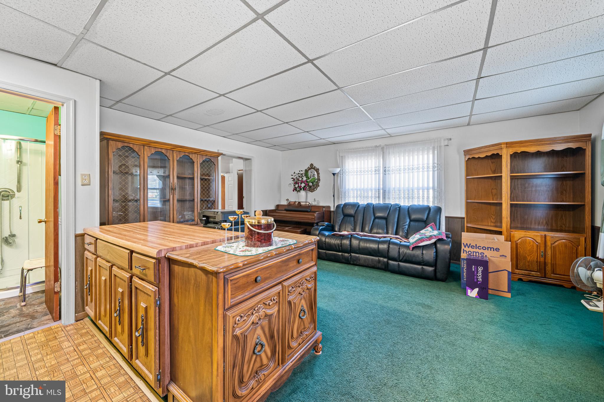 WARRLINDA VILLAGE - Residential