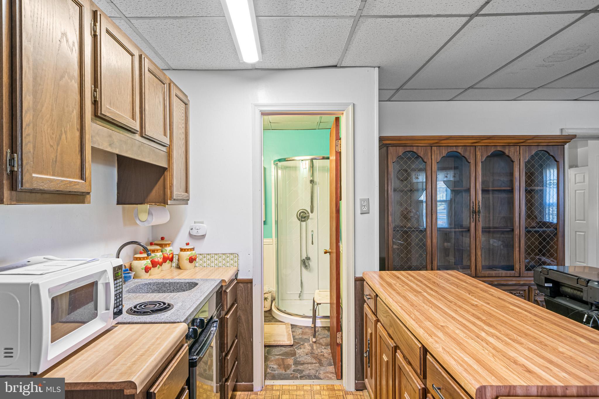 WARRLINDA VILLAGE - Residential