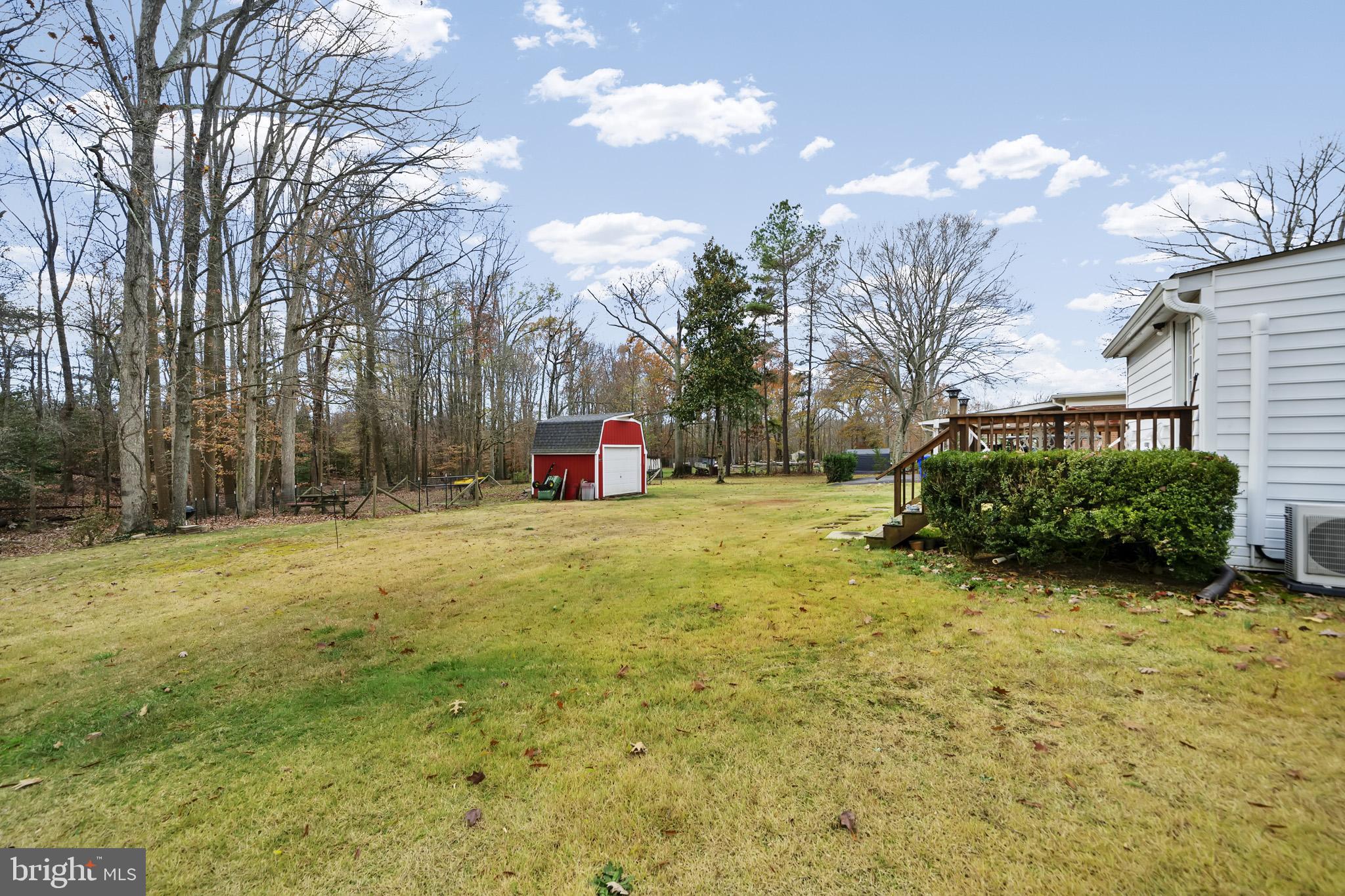 WARRLINDA VILLAGE - Residential