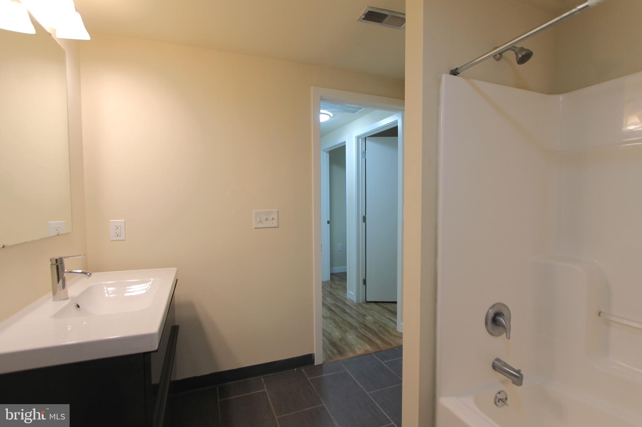 GERMANTOWN - Residential Lease