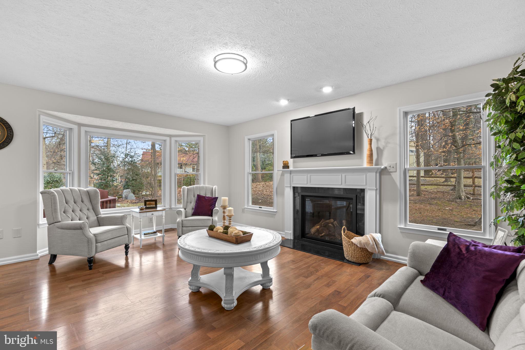 HICKORY RIDGE - Residential