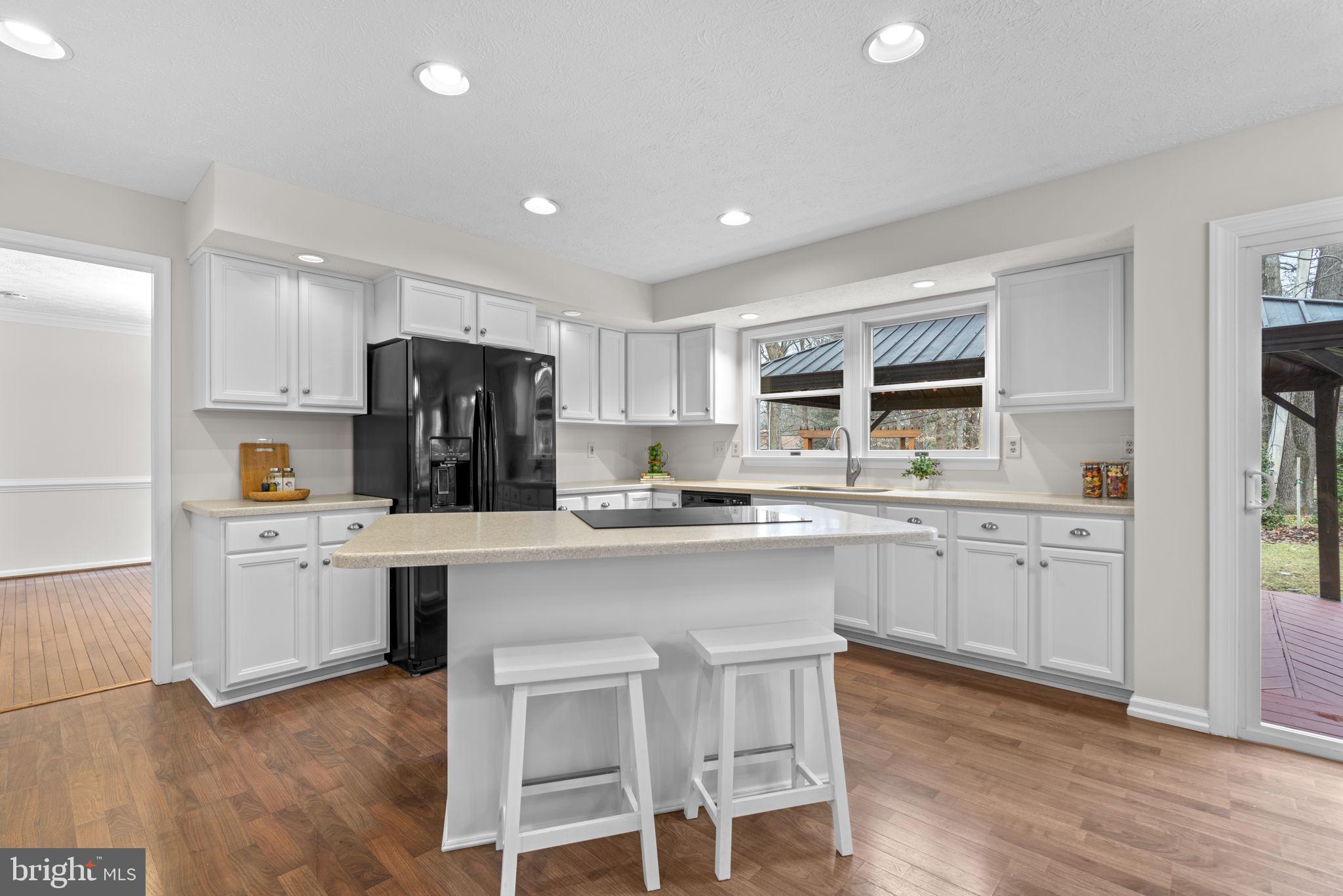 HICKORY RIDGE - Residential