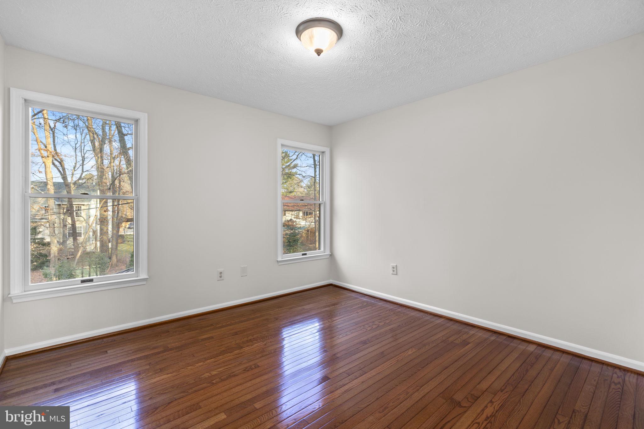 HICKORY RIDGE - Residential