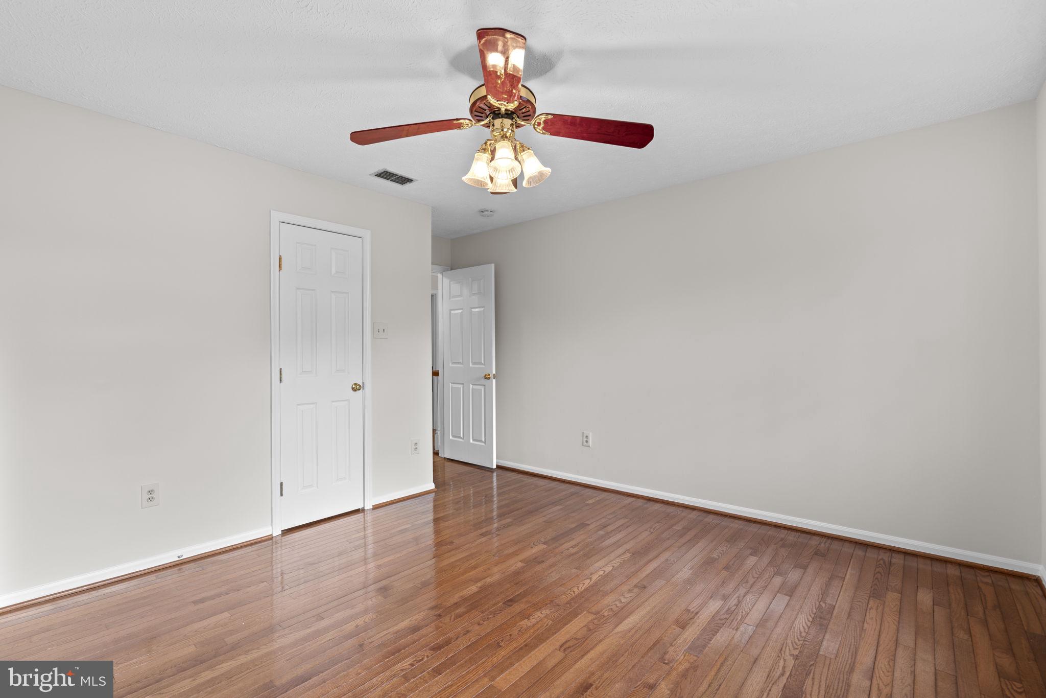 HICKORY RIDGE - Residential