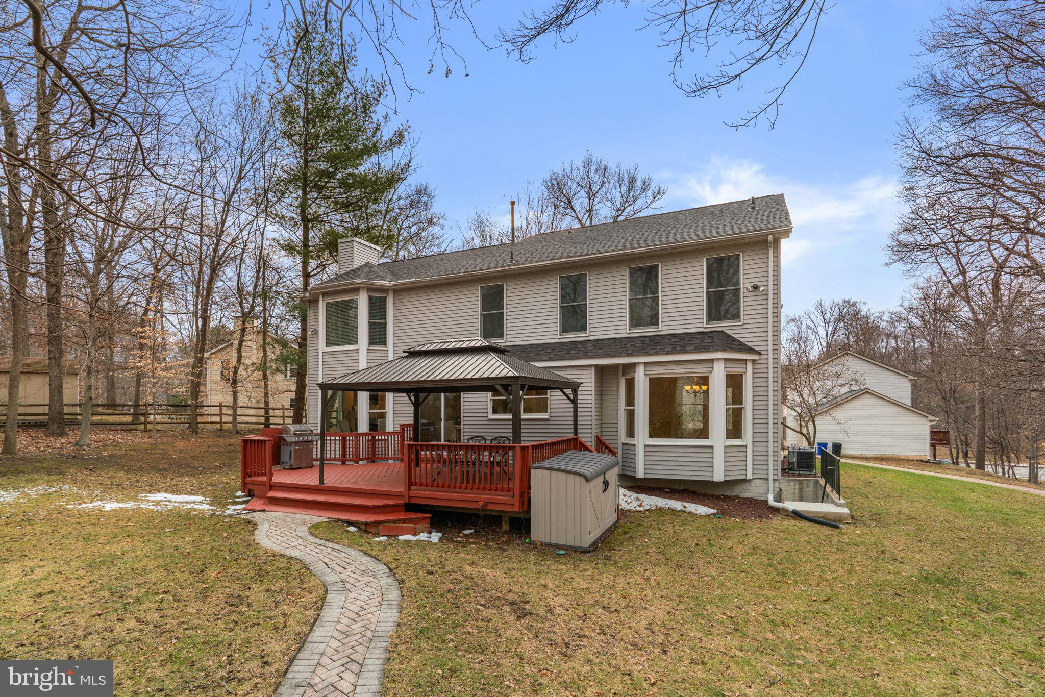 HICKORY RIDGE - Residential