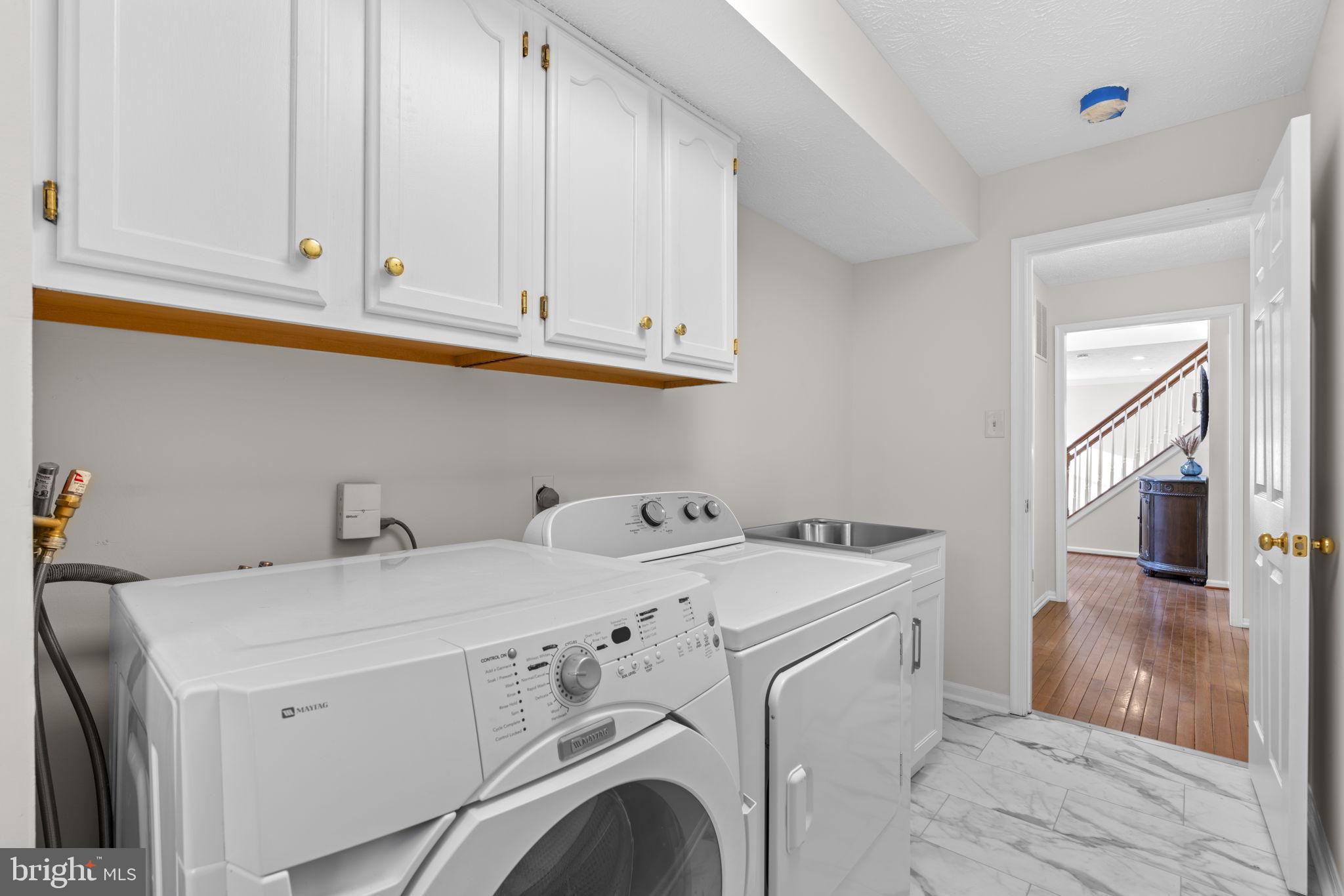 HICKORY RIDGE - Residential