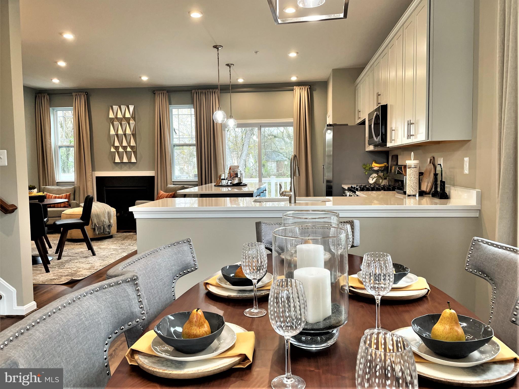 TOWNS AT PARKE WEST - Residential