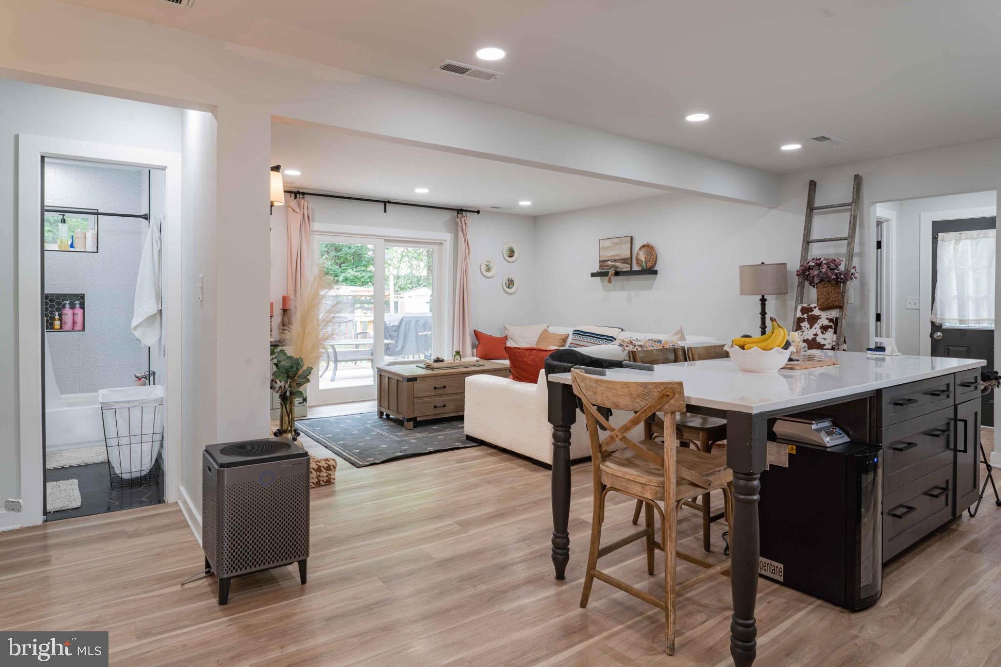 301 N DUEY ROAD