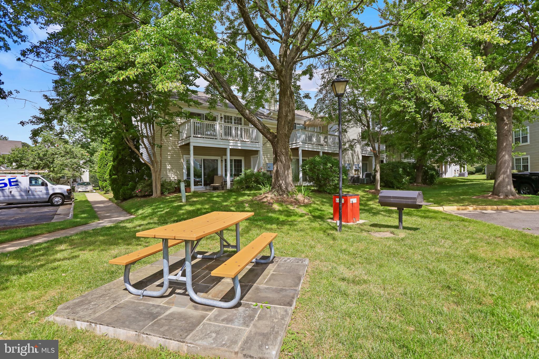 2867 YARLING COURT 2867