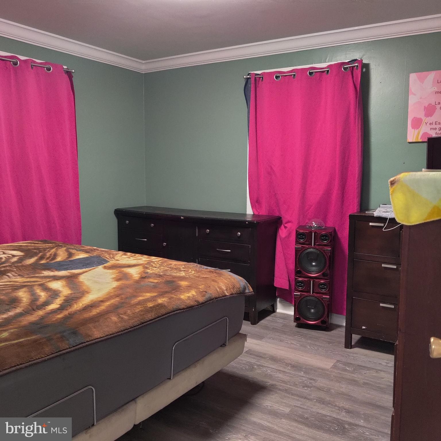 FOREST HEIGHTS - Residential