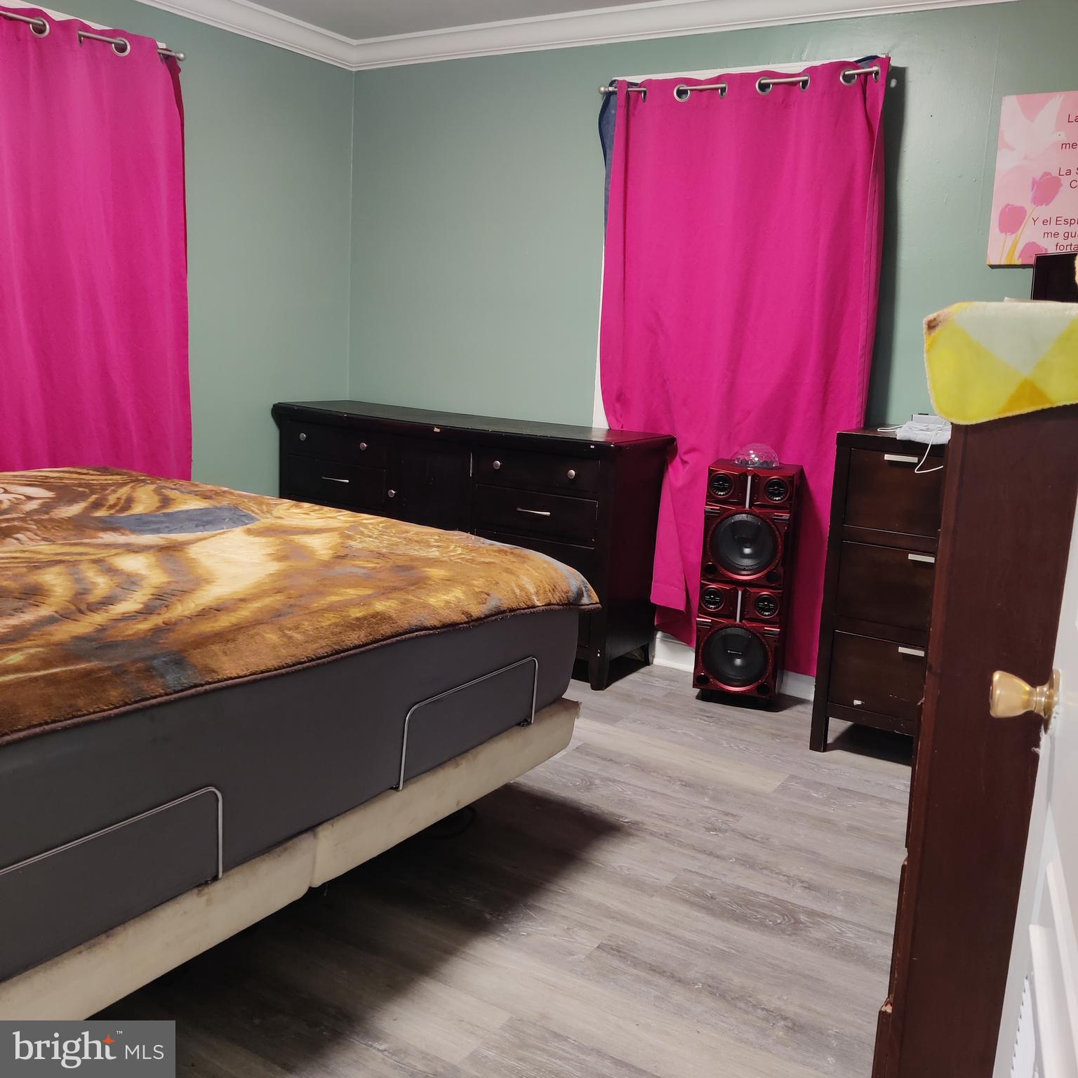 FOREST HEIGHTS - Residential