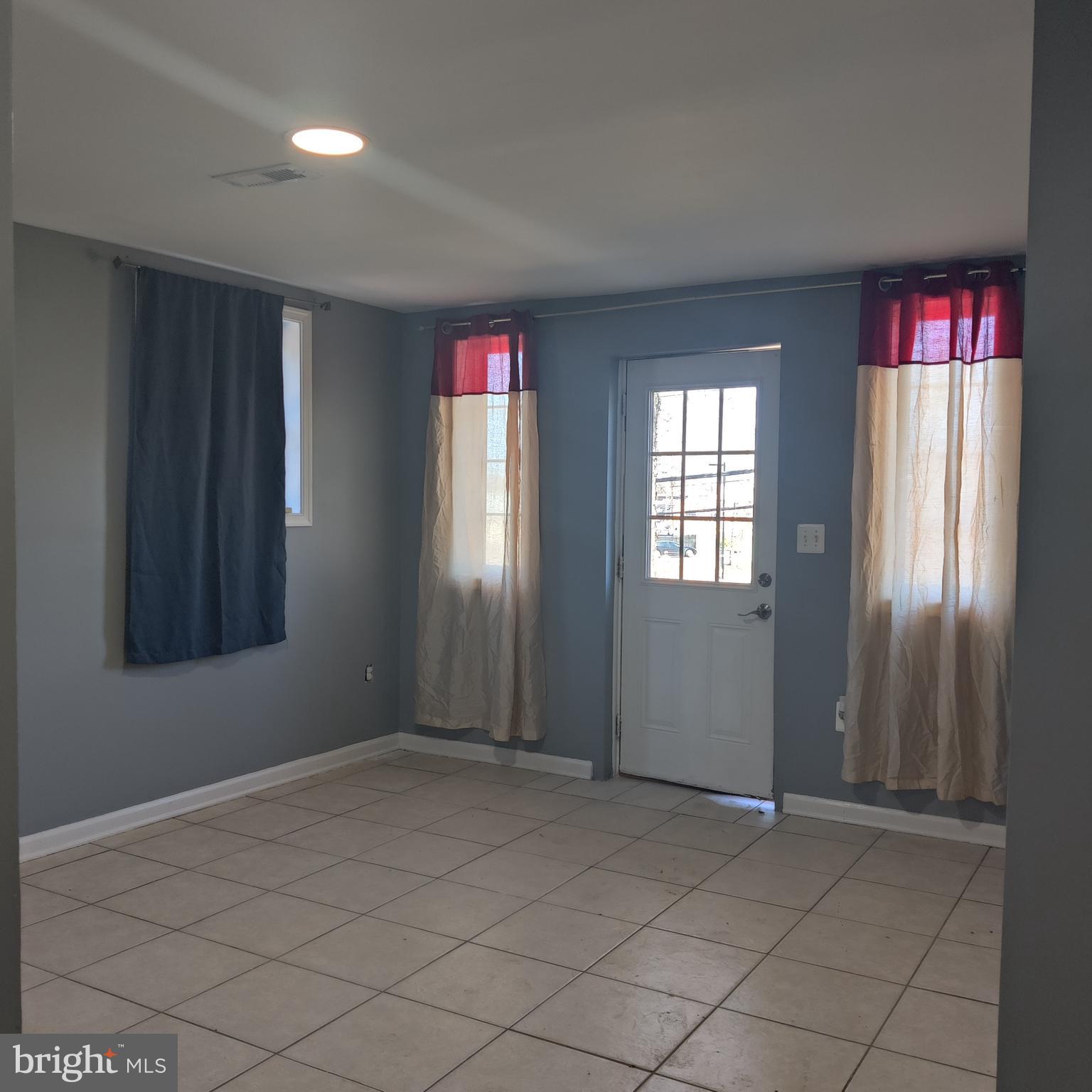 FOREST HEIGHTS - Residential