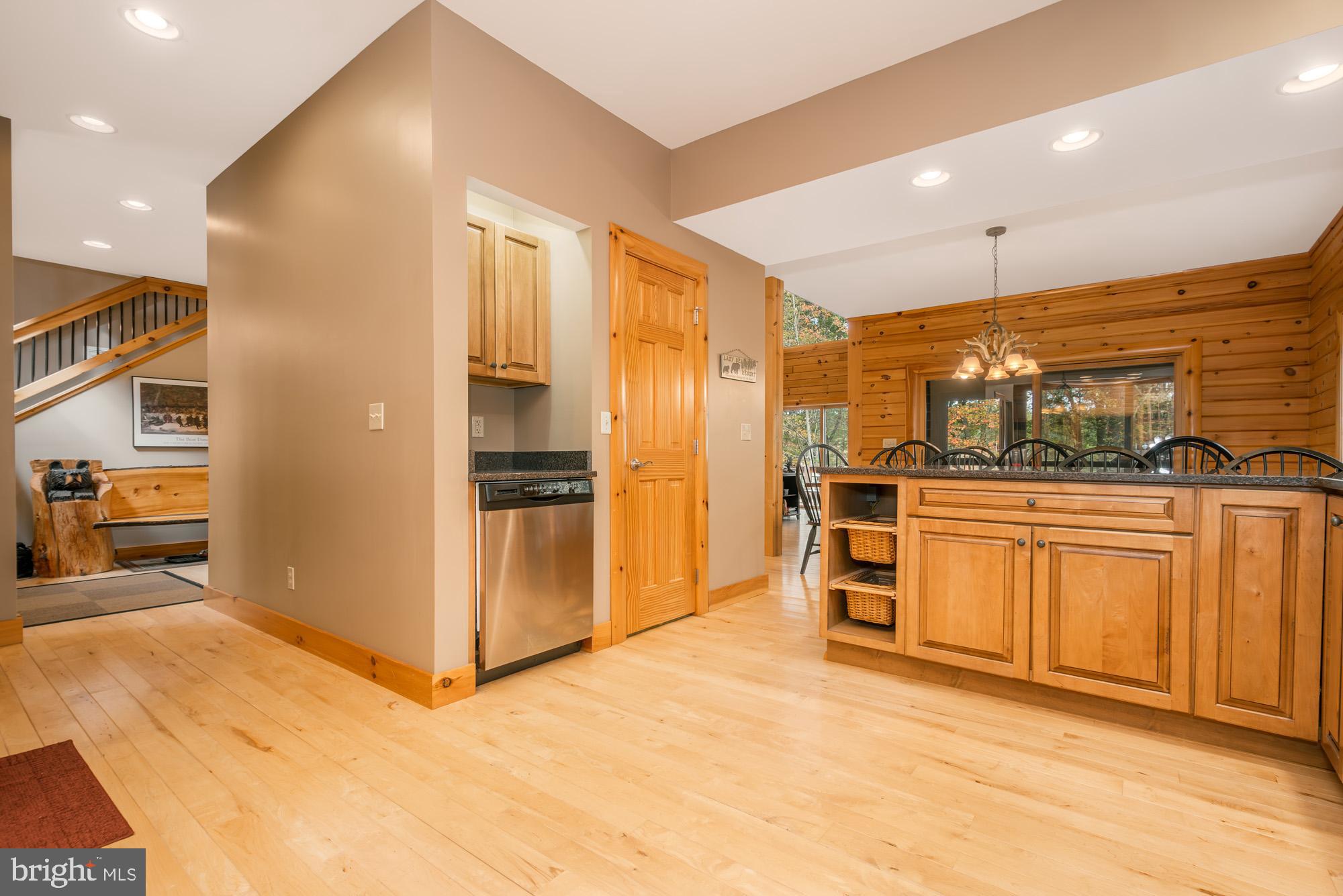 NORTH GLADE COVE - Residential