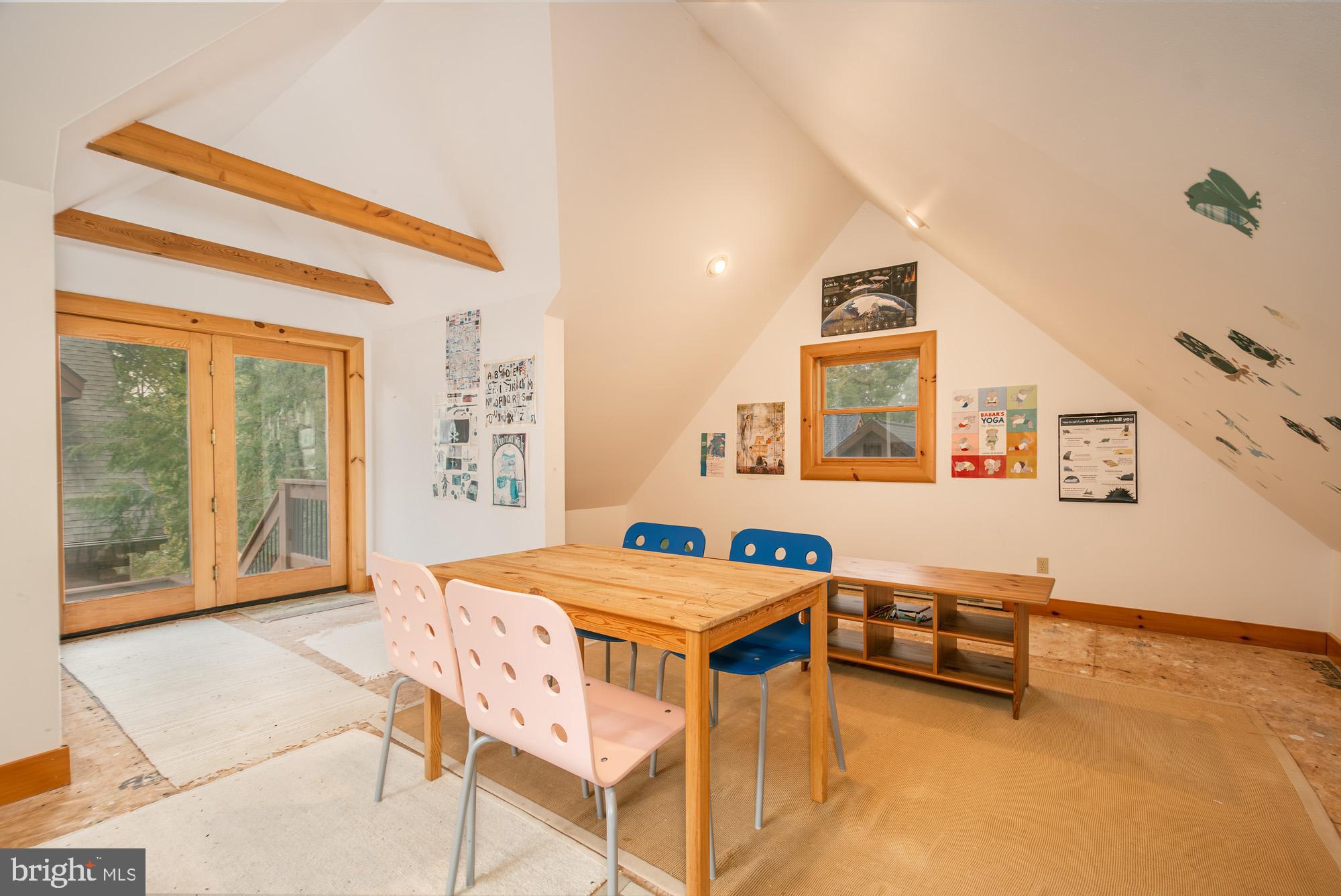 NORTH GLADE COVE - Residential