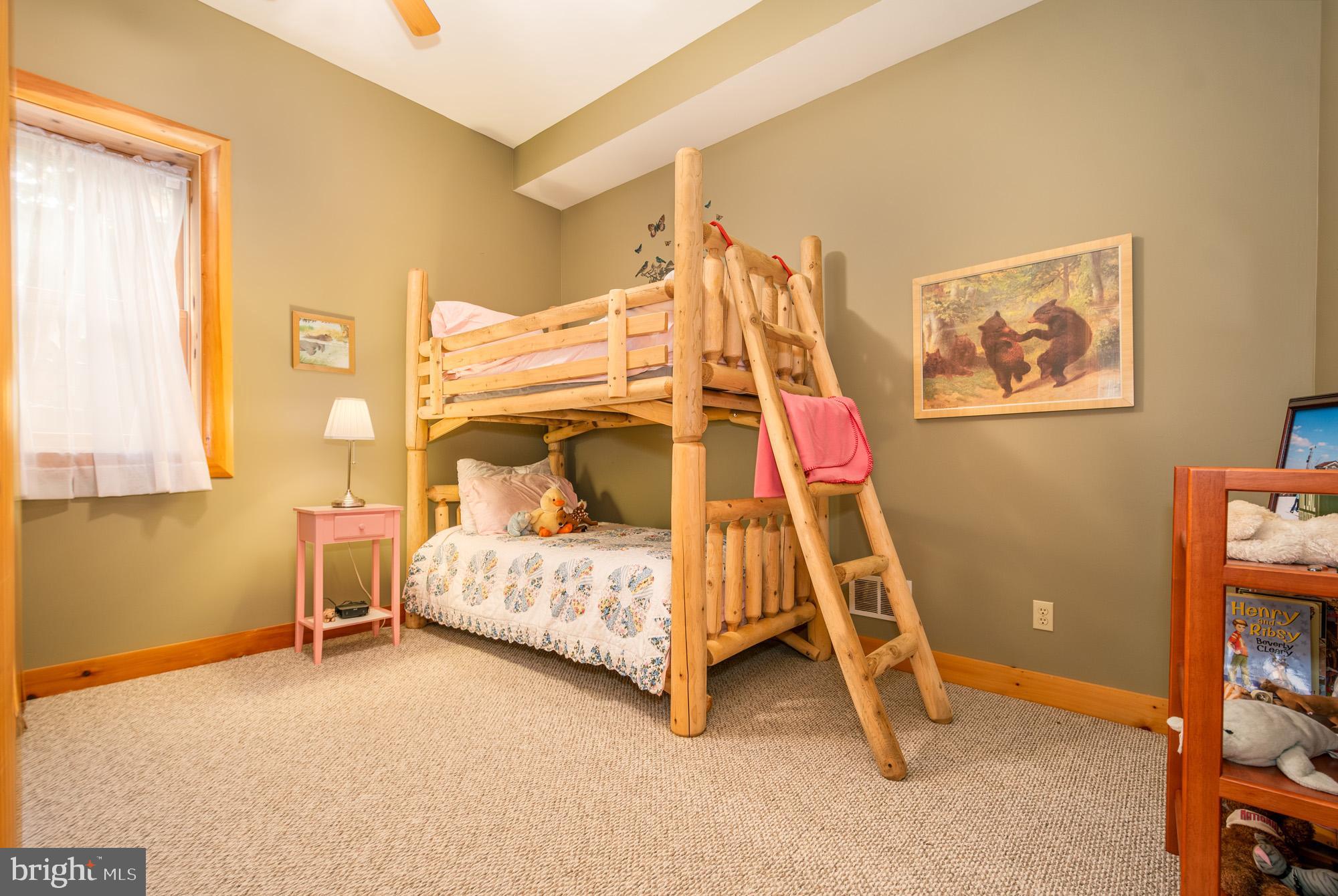 NORTH GLADE COVE - Residential