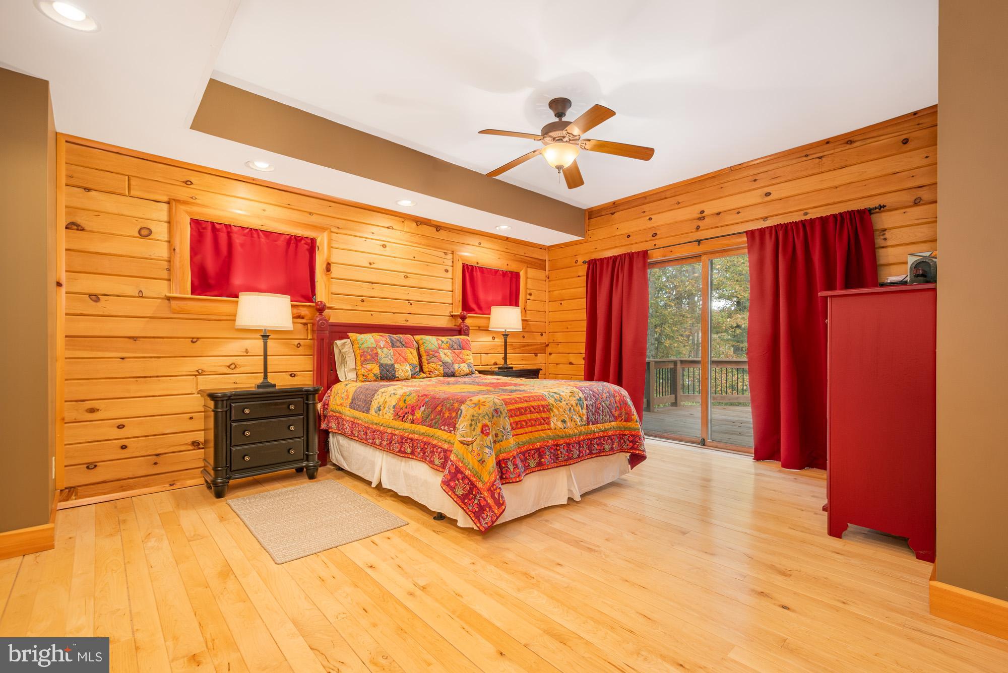 NORTH GLADE COVE - Residential