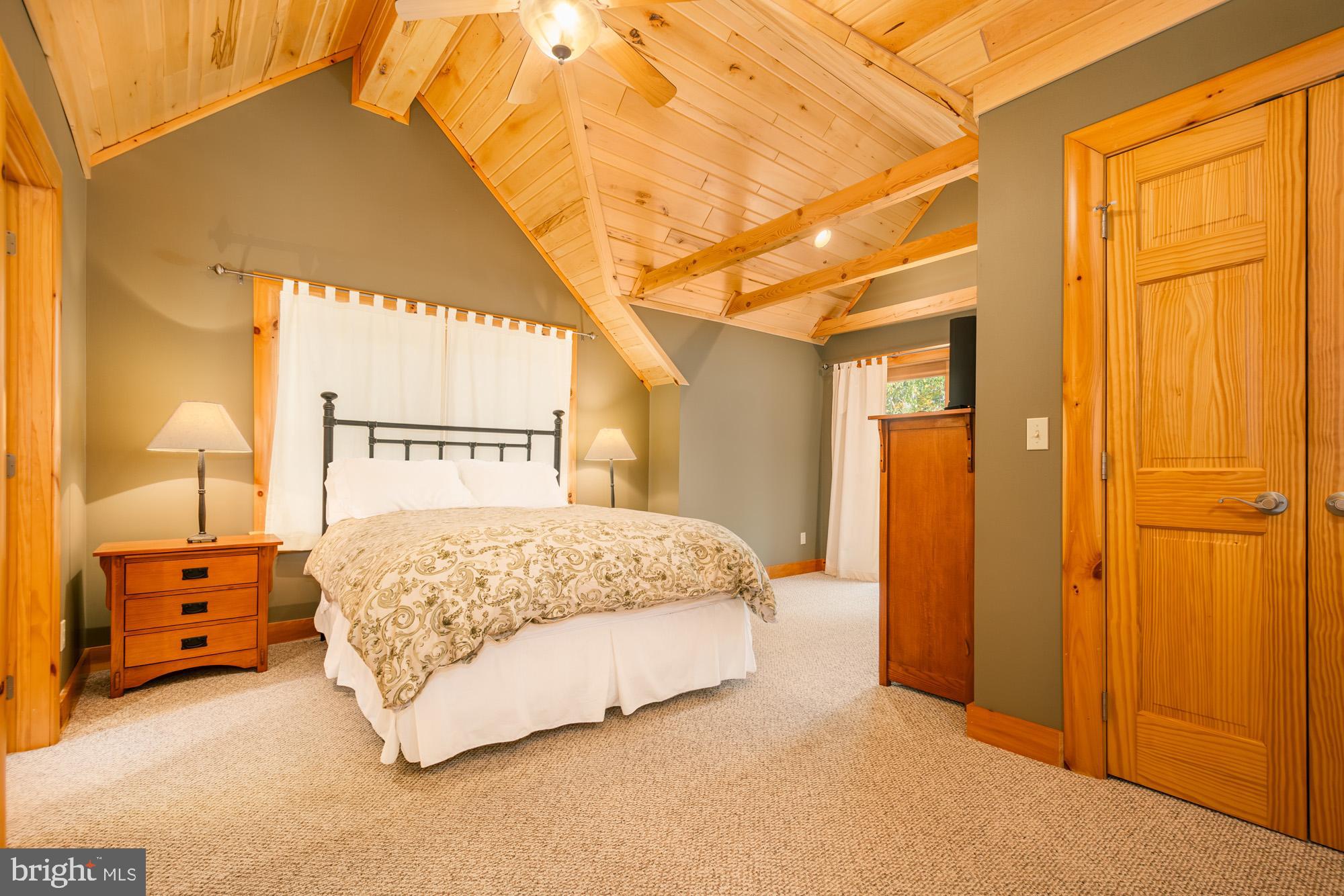 NORTH GLADE COVE - Residential