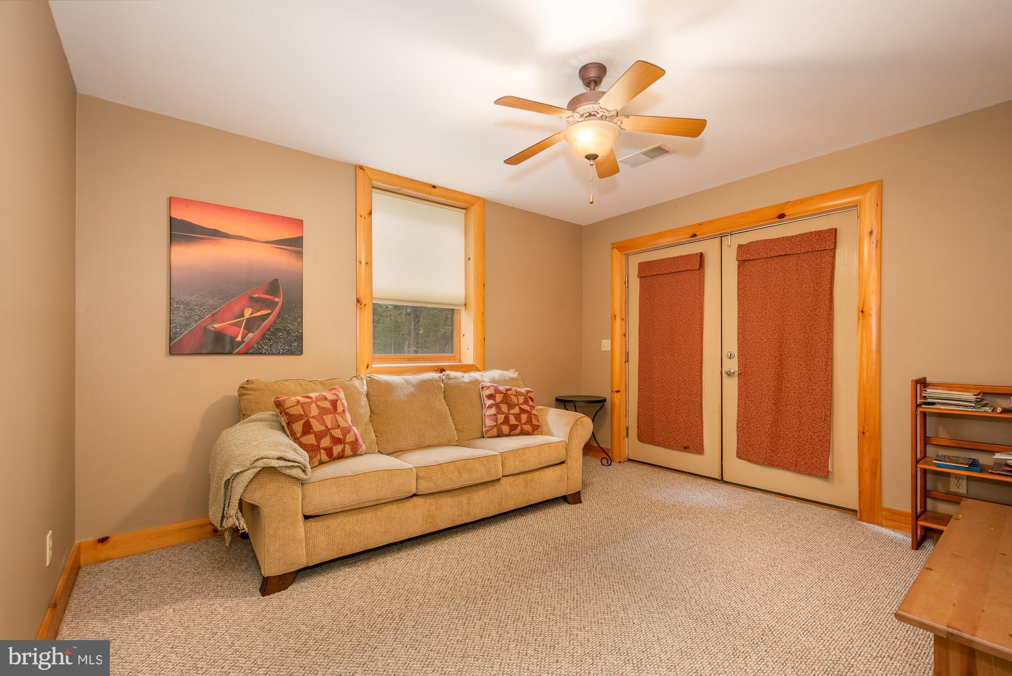 NORTH GLADE COVE - Residential